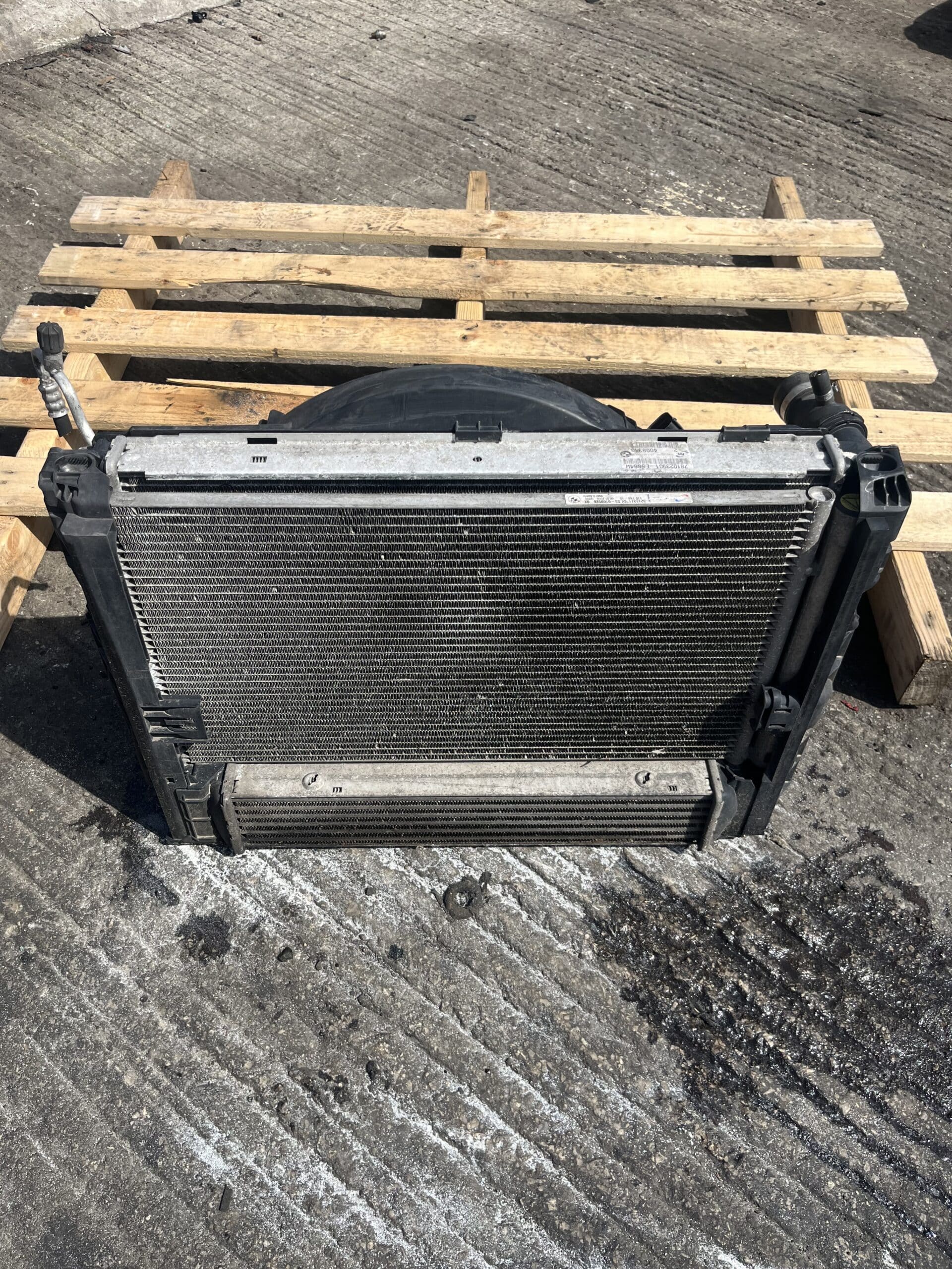 BMW 3 Series 2007-2011 2.0 Diesel Automatic Radiator Pack – 781023901 / 9169526-02