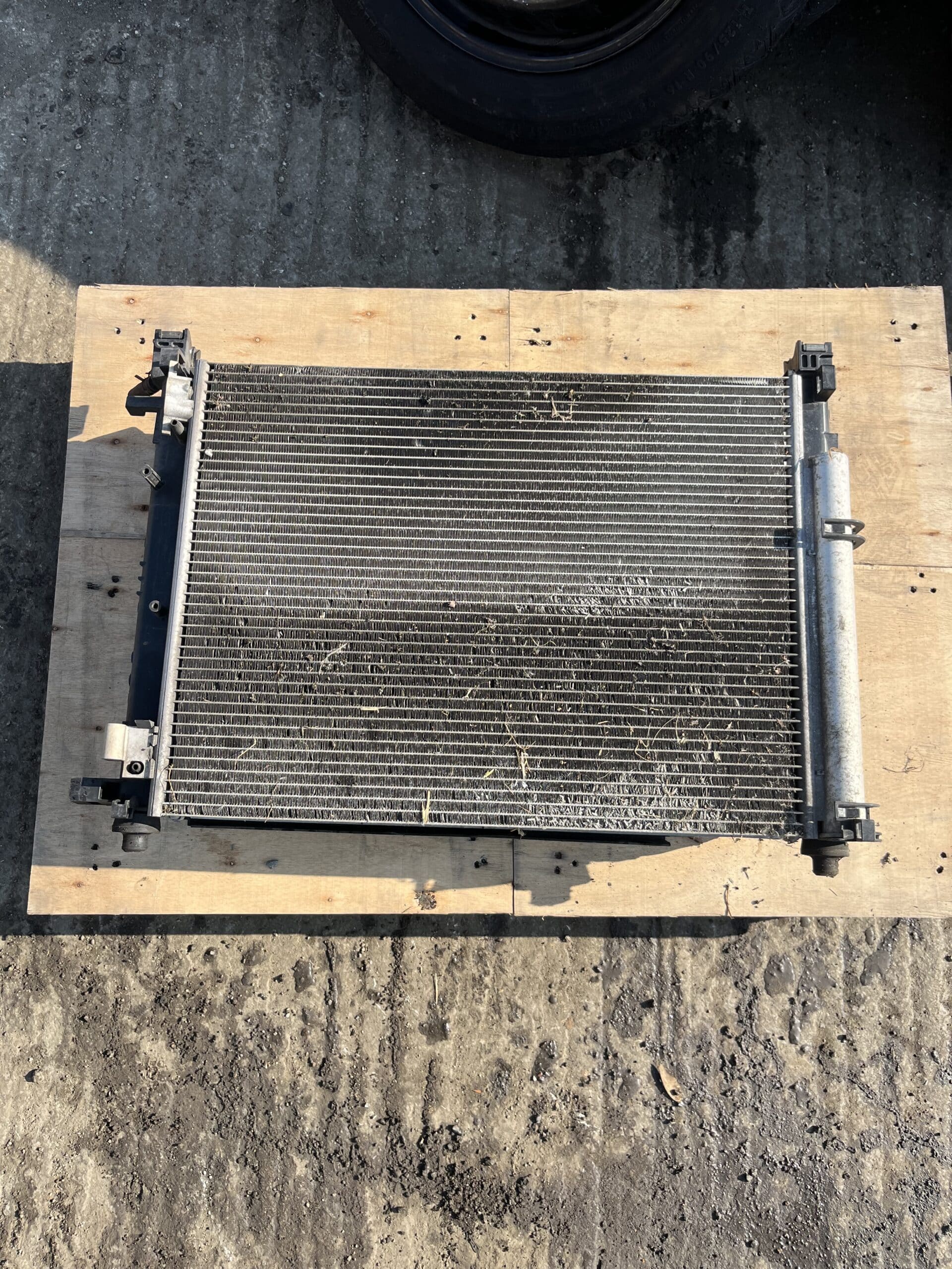 Renault Clio 2013-2018 MK4 1.2 Petrol Radiator Pack With AC