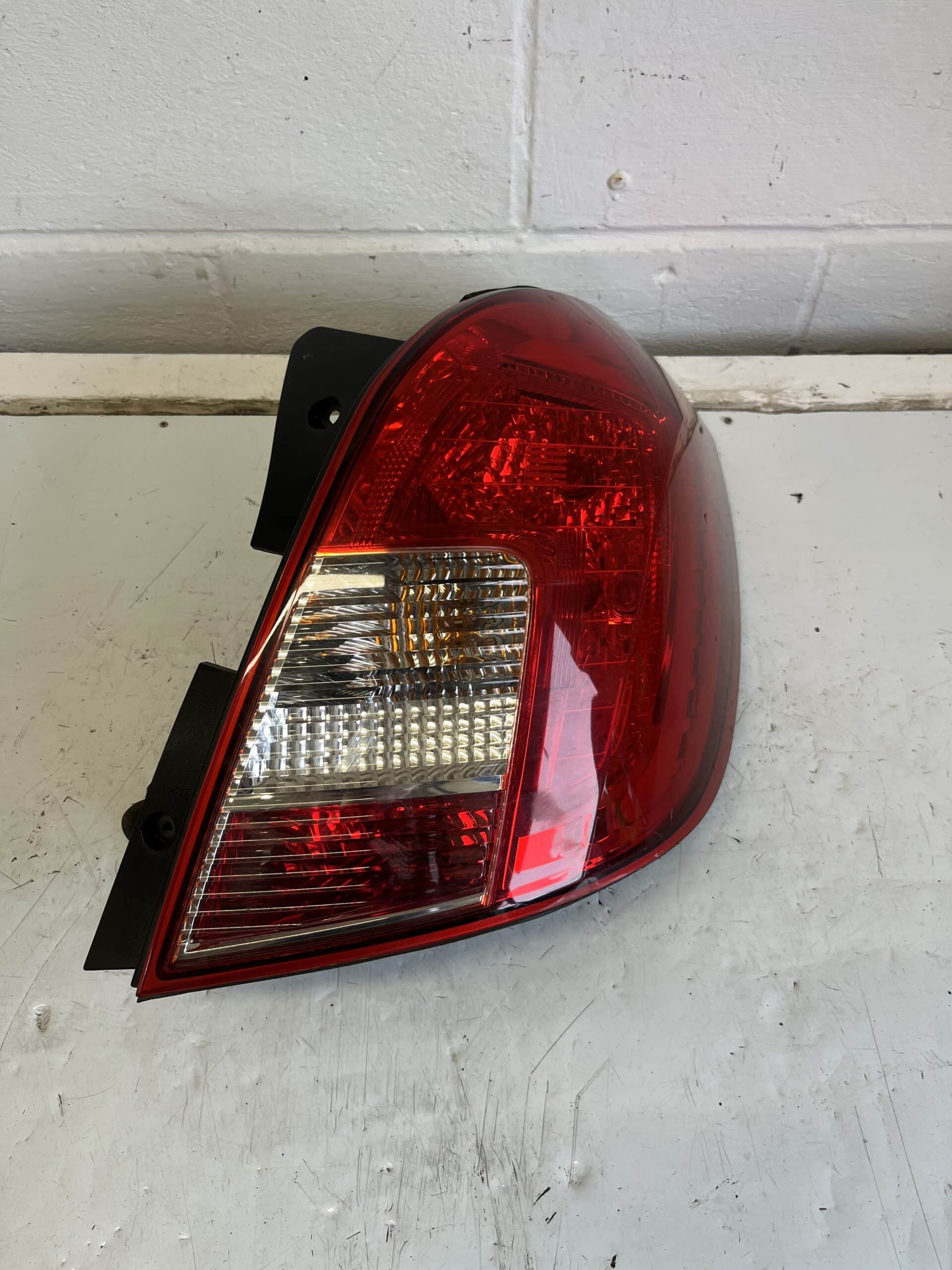 Vauxhall Antara 2010-2016 Hatchback Off Side Taillamp
