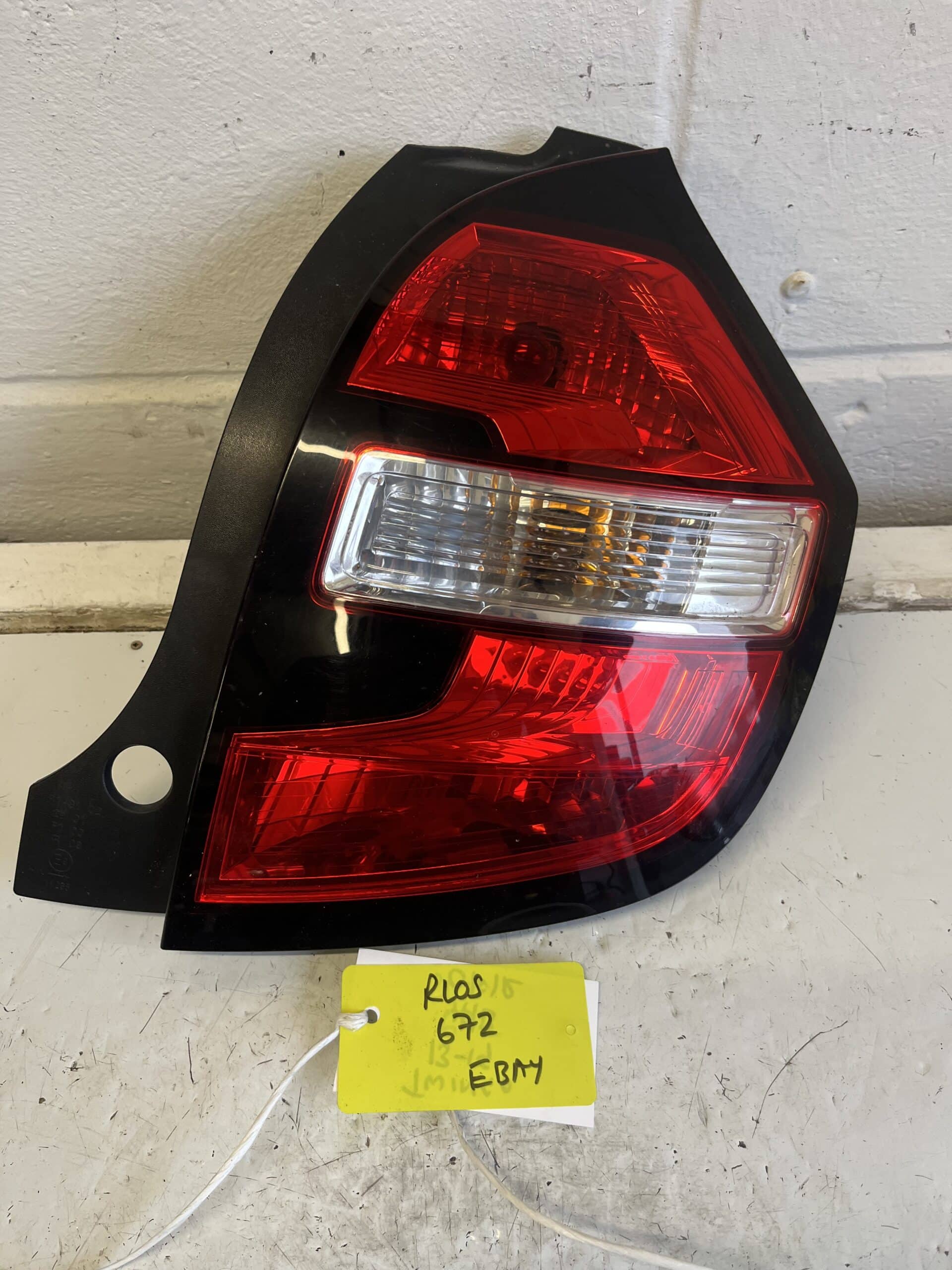 Renault Twingo 2013-2019 Hatchback Off Side Taillamp – 265502525R