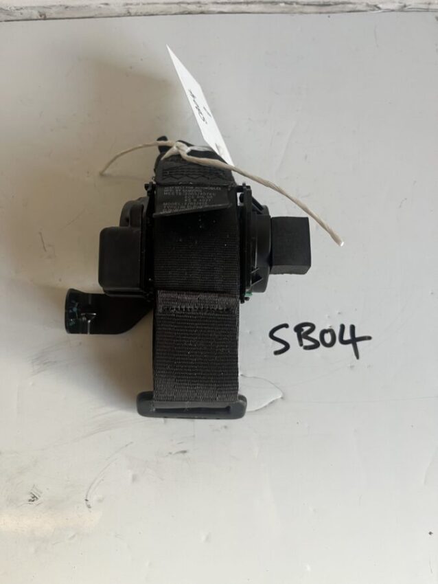 Hyundai i30 / Kia Ceed 2012-2017 5 Door Hatchback Near Side Rear Seatbelt – 89810-A6000