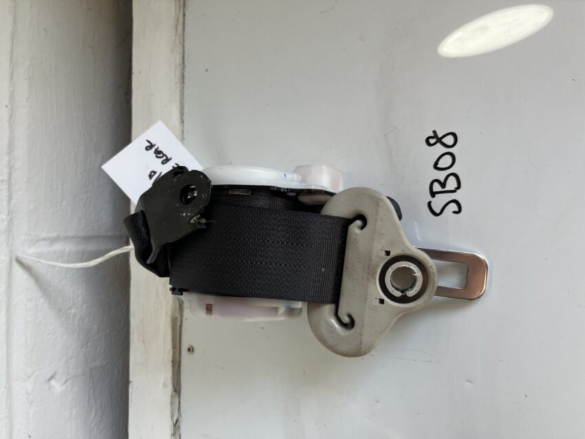 Nissan Micra 2010-2015 5 Door Hatchback Rear Centre Seatbelt