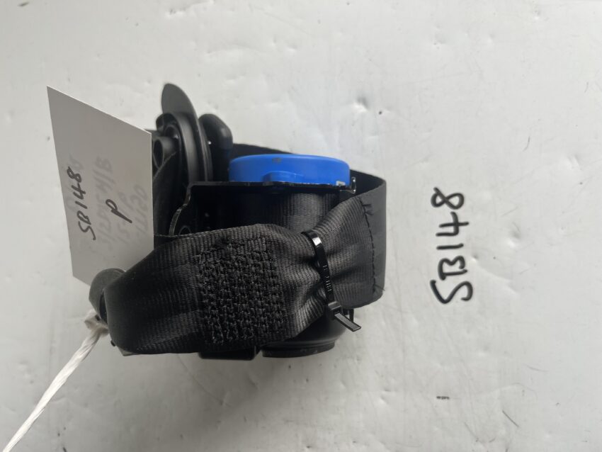 Skoda Citigo / Volkswagen UP / Seat MII 2012-2017 Hatchback Off Side Rear Seatbelt – 1S0857806B
