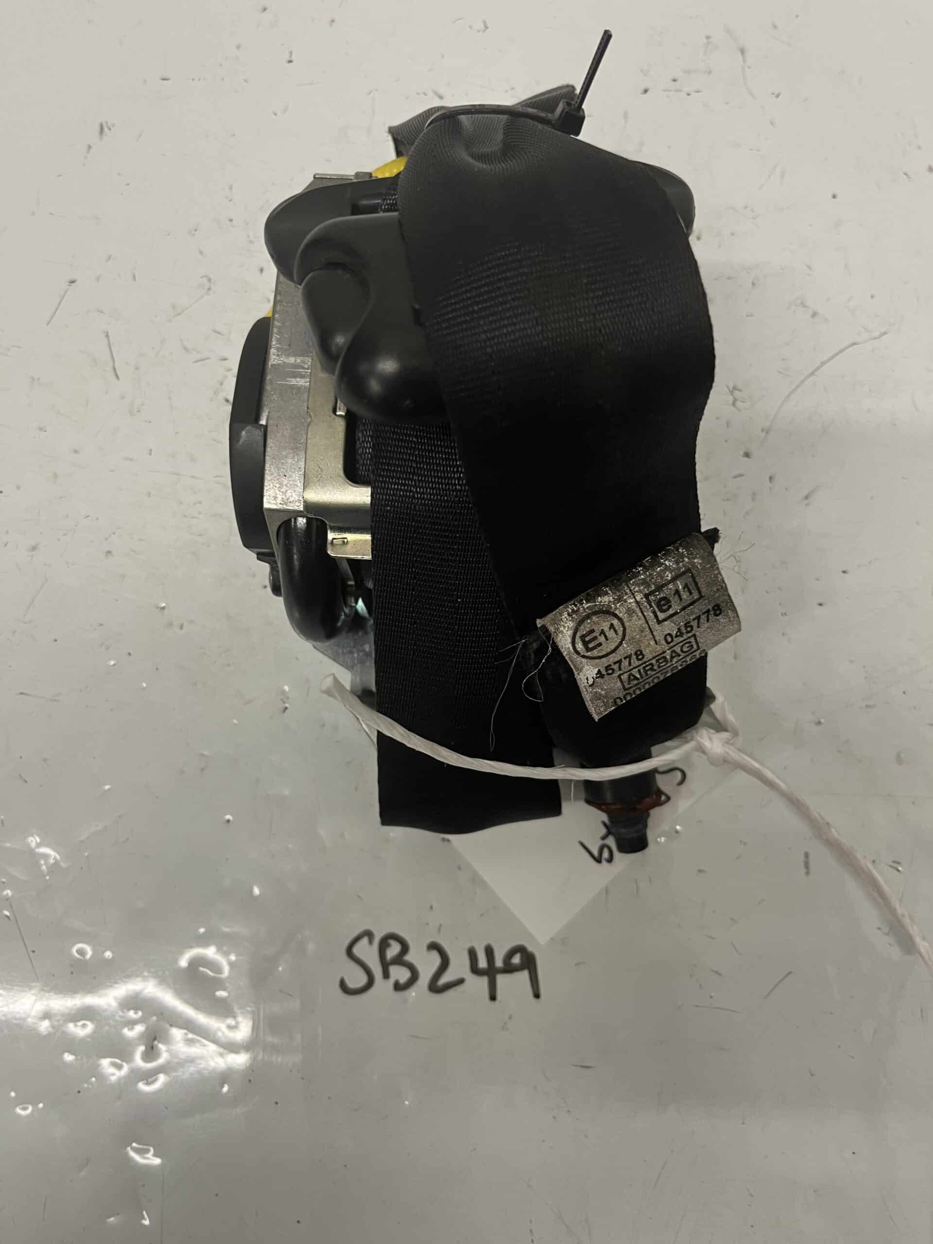 Hyundai i10 2008-2014 5 Door Hatchback Near Side Front Seatbelt – 88870-0X200