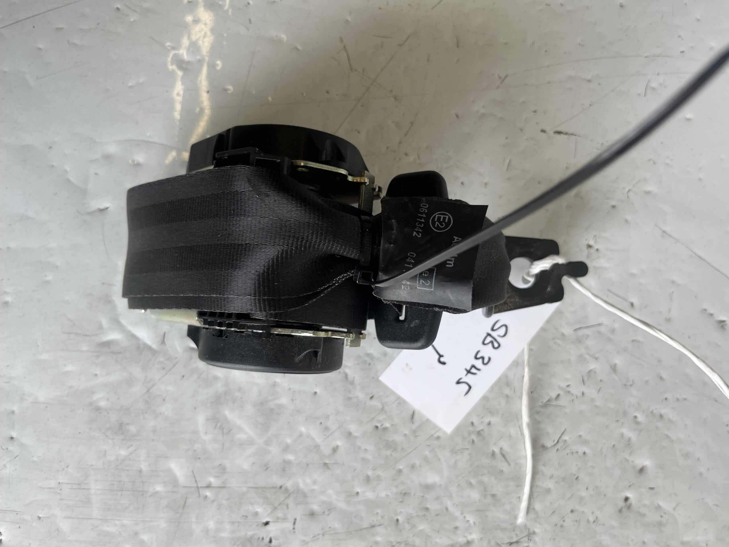 Renault Clio 2013-2018 3/5 Door Hatchback Near Side Rear Seatbelt – 888419629R