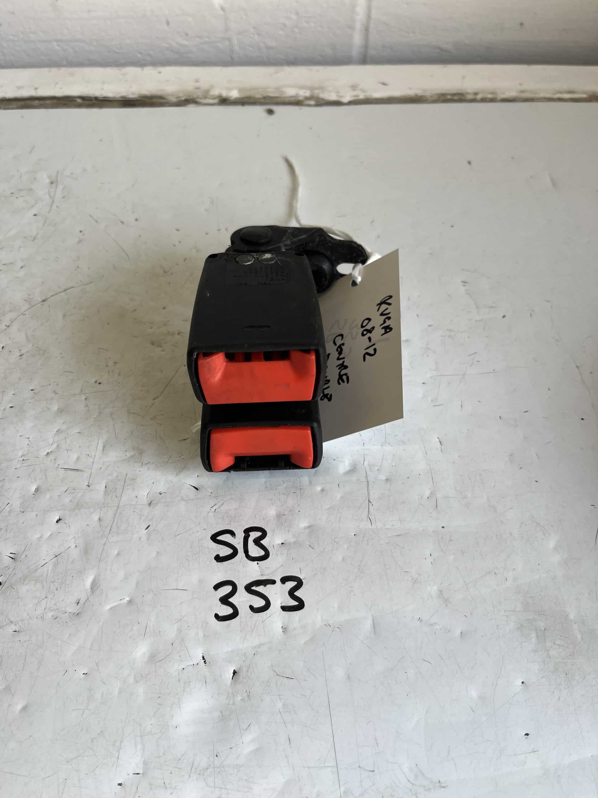Ford Kuga 2008-2012 5 Door Hatchback / 4×4 Centre Rear Double Seatbelt Buckle / Anchor