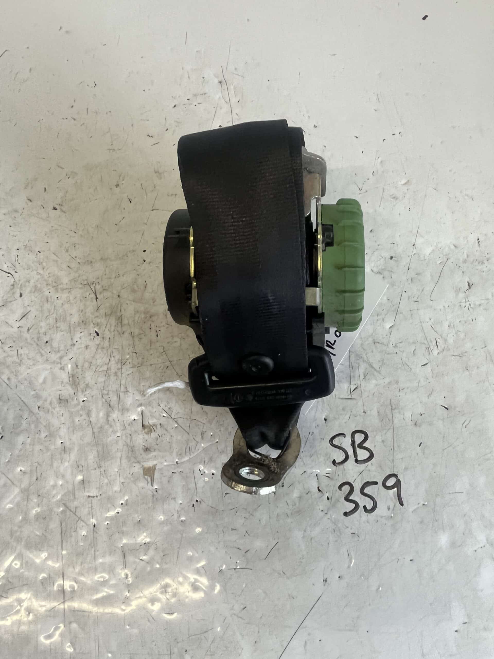 Skoda Octavia 2009-2013 Estate Off Side Or Near Side Rear Seatbelt – 1Z0857447E ( Universal Fits Both Sides )