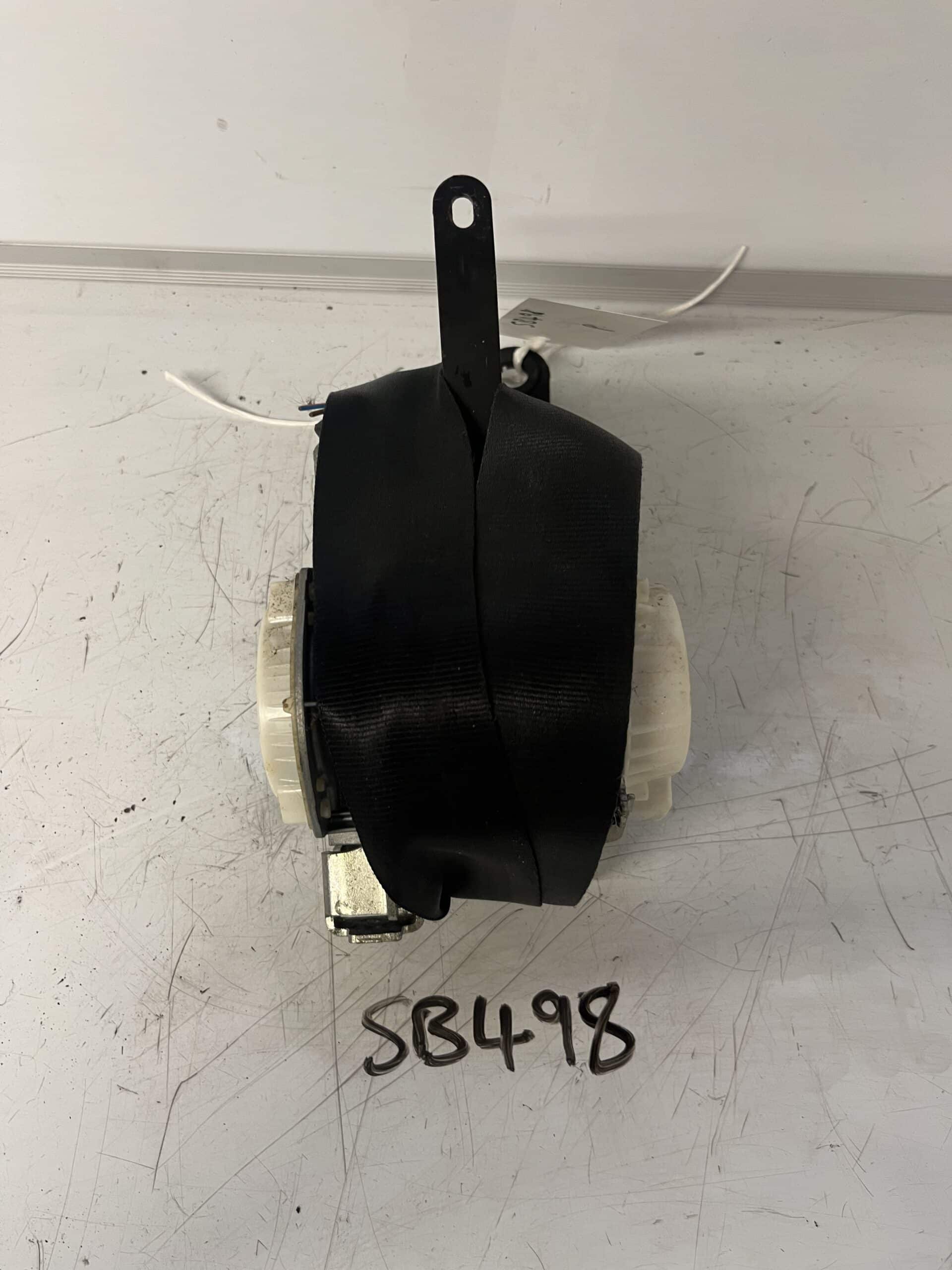Ford Fiesta 2008-2012 5 Door Hatchback Off Side Front Seatbelt – 8V51-A61294-CE
