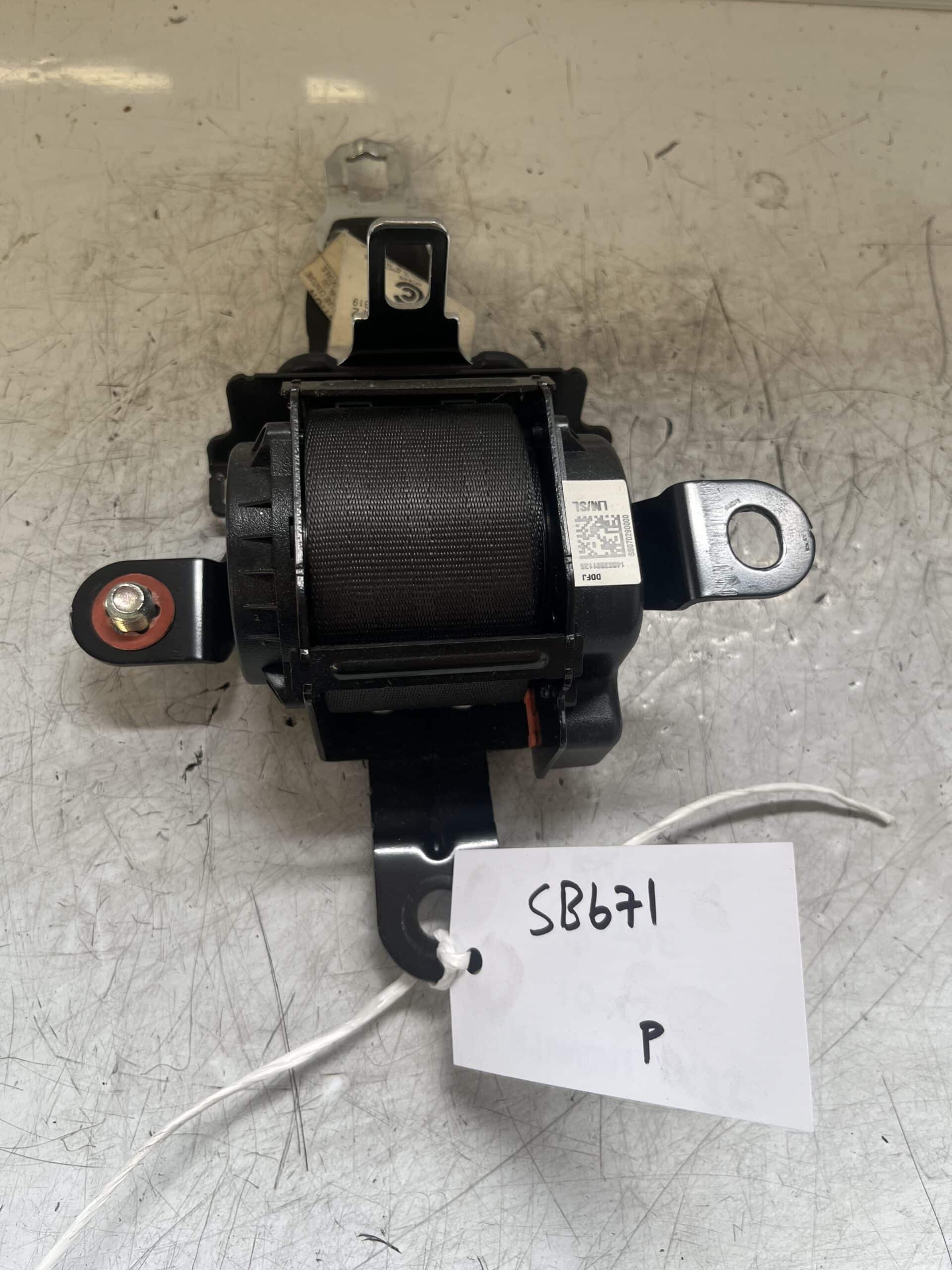 Hyundai ix35 2010-2015 5 Door Hatchback Centre Rear Seatbelt – 89850-2Y2009P