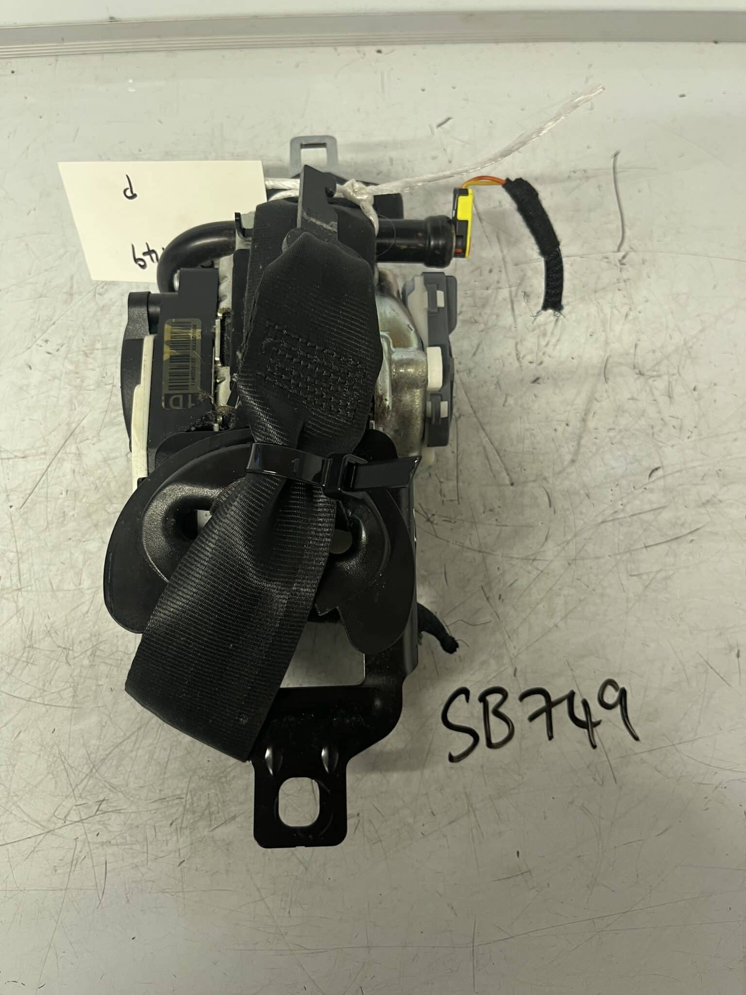 Citroen C4 Picasso 2013-2018 5 Door MPV Off Side Front Seatbelt – 624989200 / 98010207XX