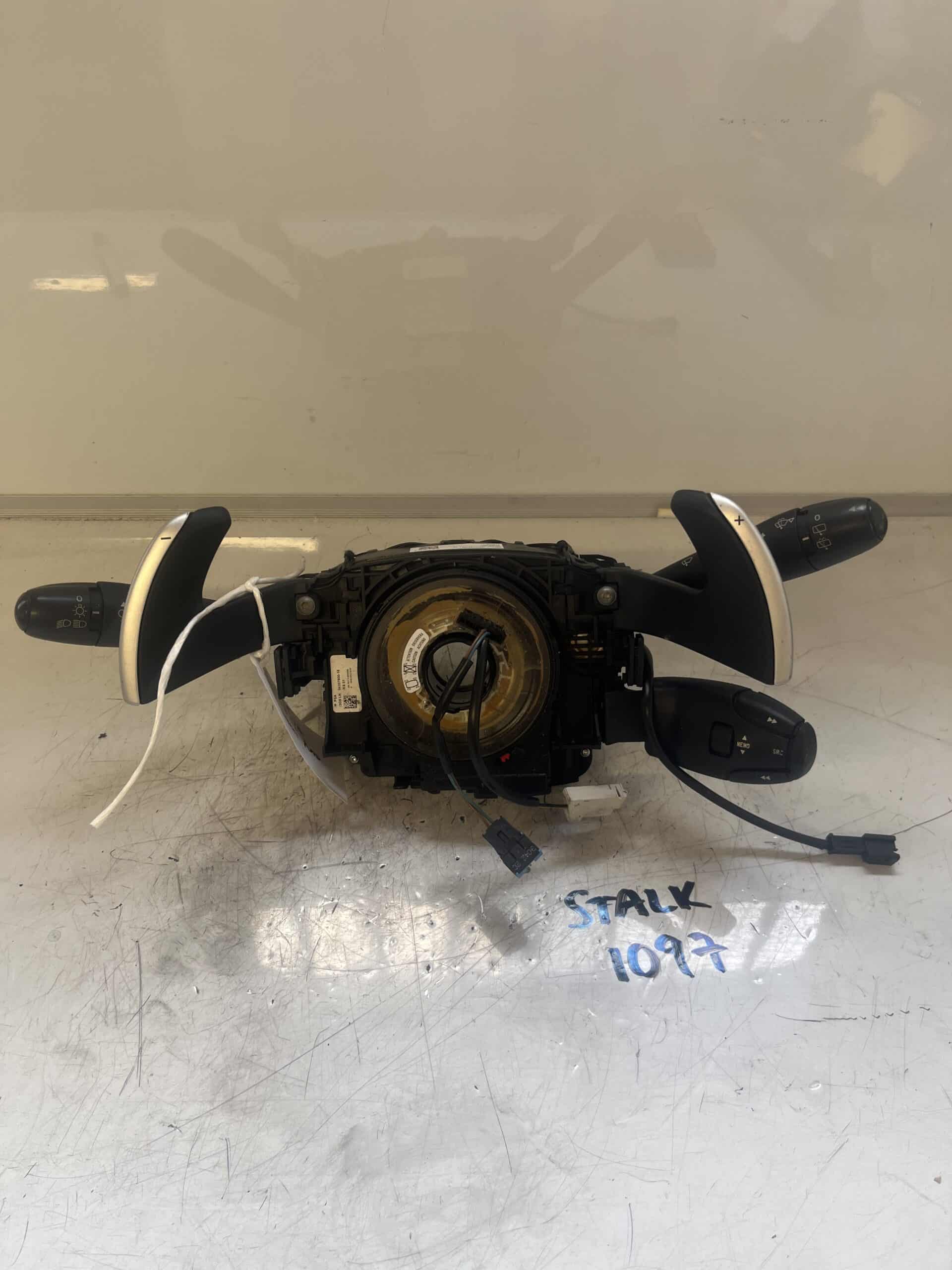 Peugeot 3008 2008-2014 Combined Stalk Unit – 96667318XT / 96667245XT ( Flappy Paddle Version )