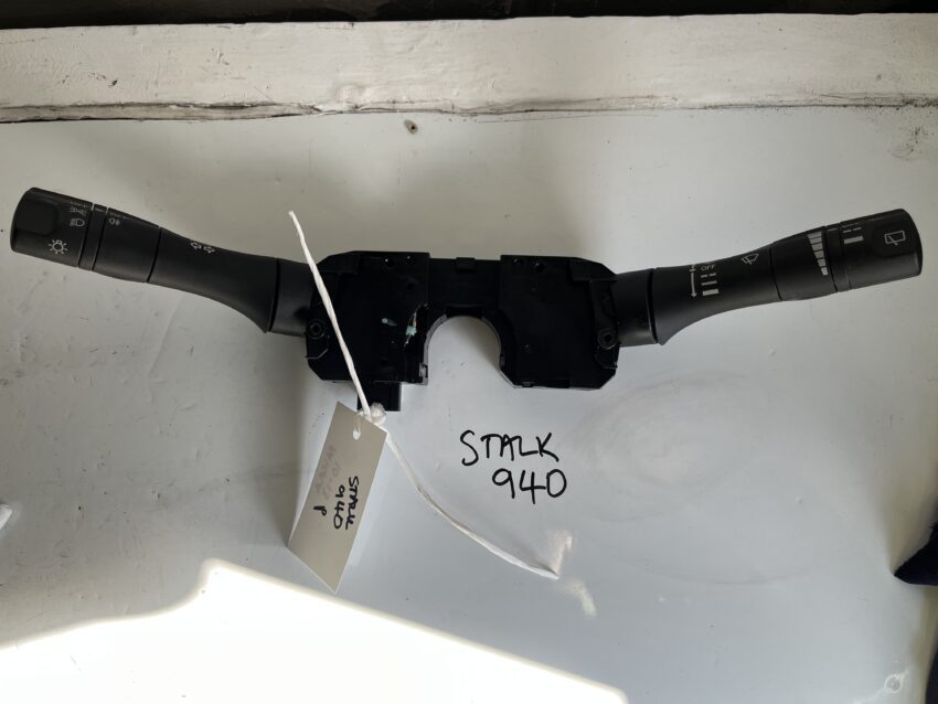 Nissan Micra 2010-2013 Hatchback Combined Stalk Unit – 14 Pin Plug