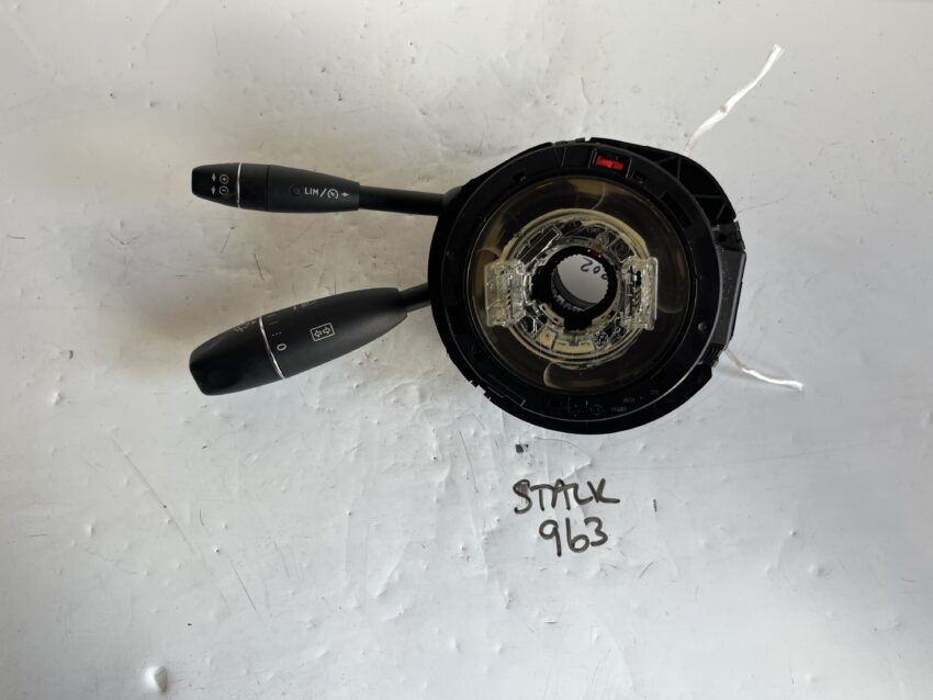 Mercedes C Class 2007-2012 Saloon / Estate Stalk Unit With Squib – A2044403202