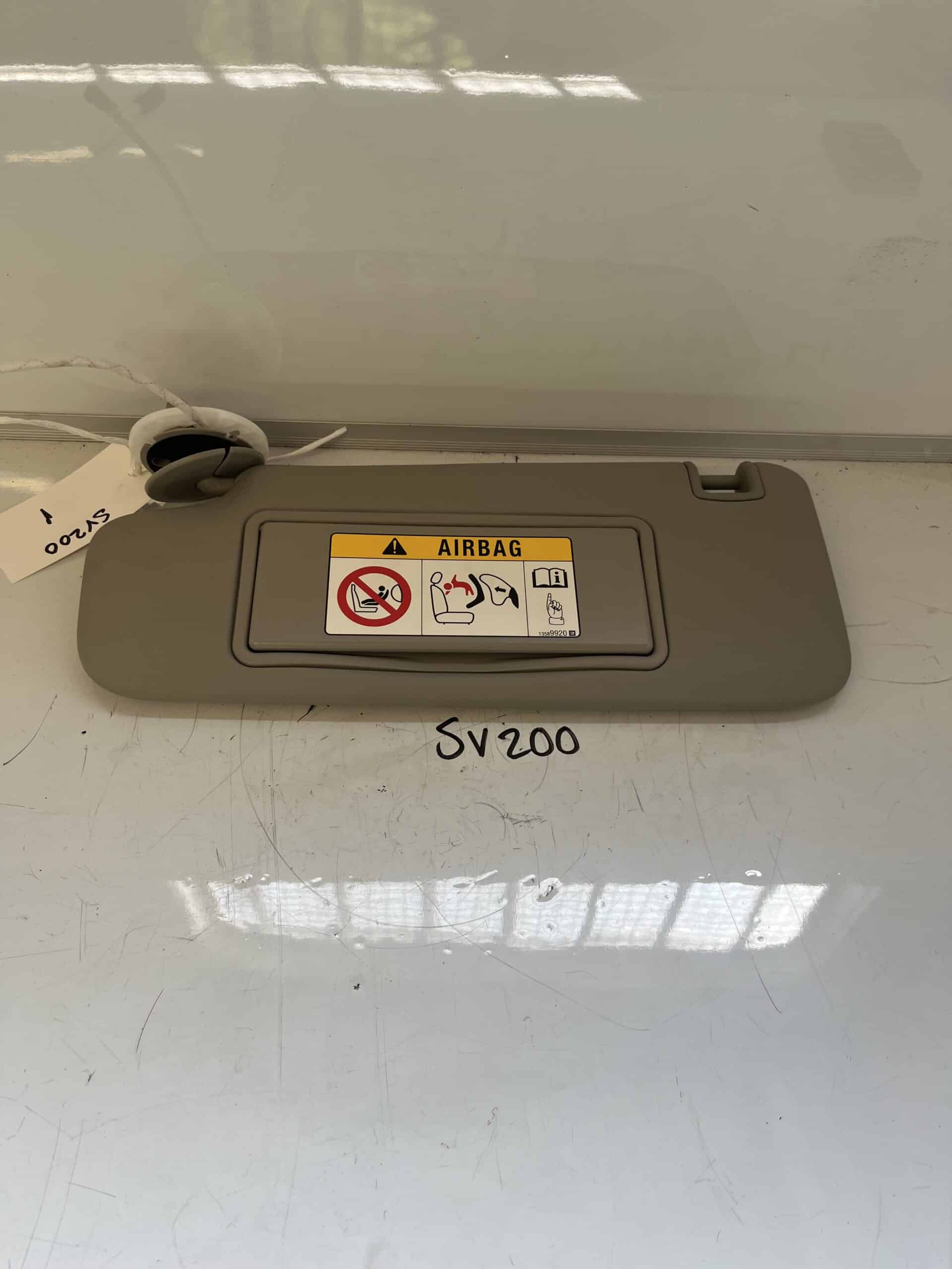 Vauxhall Astra 2015-2021 5 Door Hatchback / Estate Near Side Sun Visor With Mirror – Grey