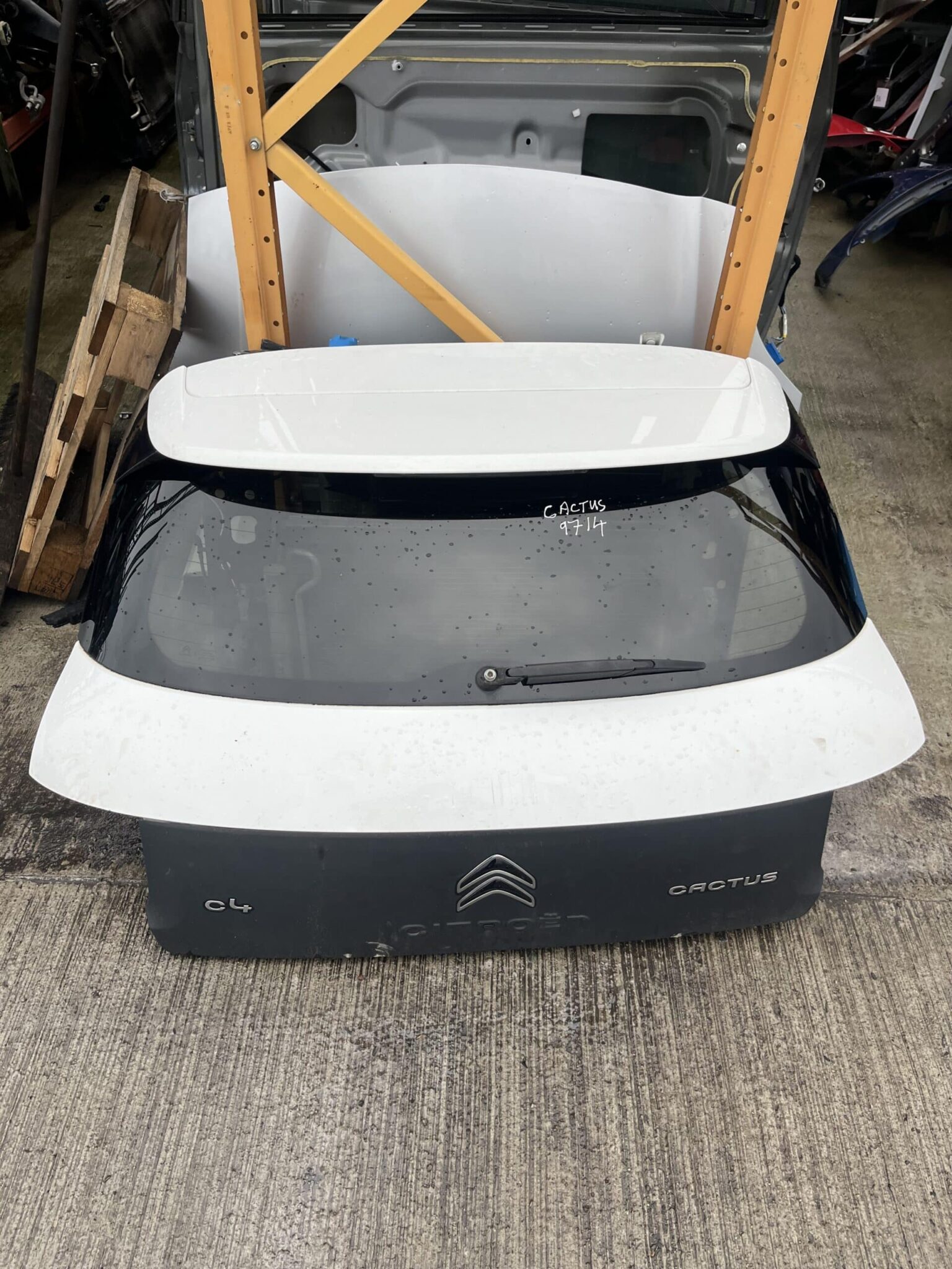 Citroen C4 Cactus 2014-2018 Hatchback Tailgate – White EWP Colour Code ( Call Office For Delivery Quote )