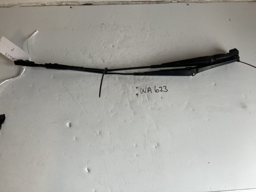 Audi A5 2008-2015 Front Wiper Arms – PAIR