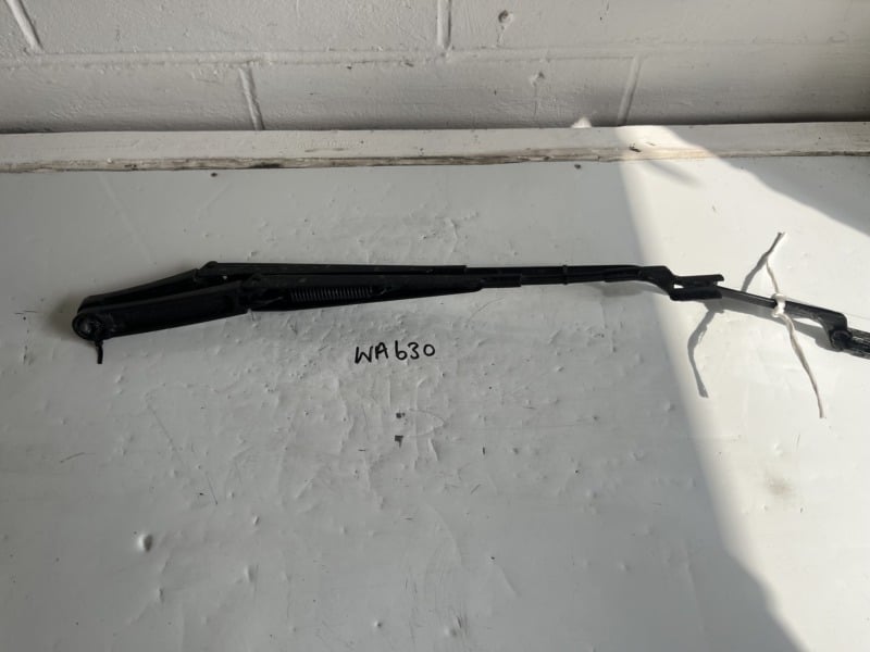 Seat Ibiza 2017-2024 Front Wiper Arms – PAIR