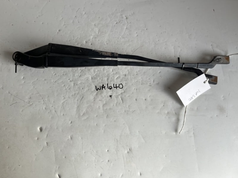 Vauxhall Astra 2015-2021 Hatchback / Estate Front Wiper Arms – PAIR