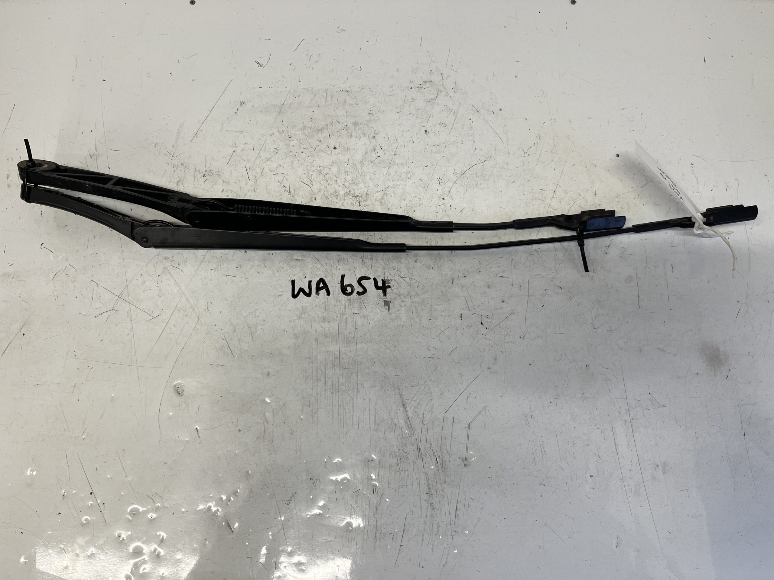 Skoda Yeti 2009-2017 Front Wiper Arms – PAIR