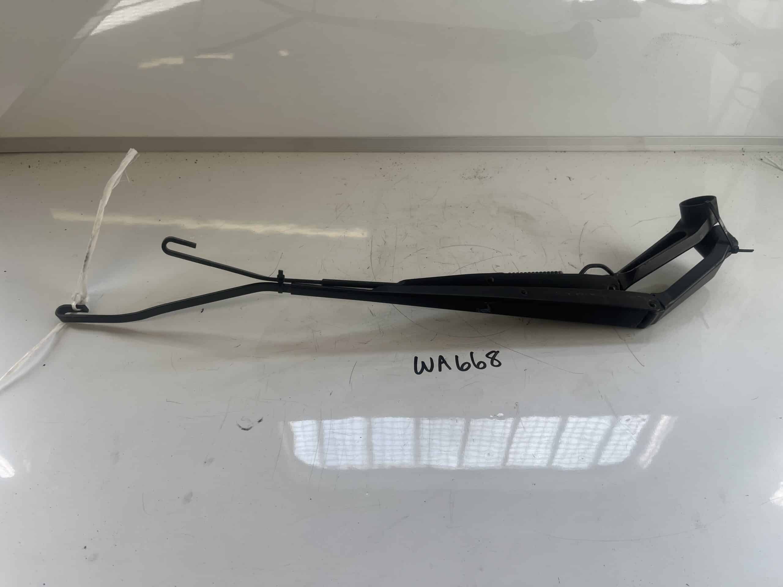 Suzuki Ignis 2016-2023 Front Wiper Arms – PAIR