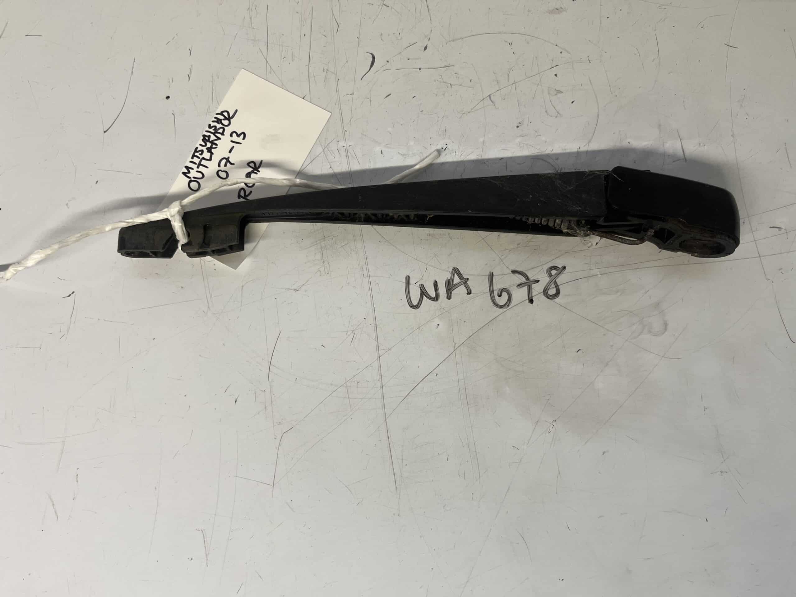 Mitsubishi Outlander 2005-2013 5 Door Rear Wiper Arm