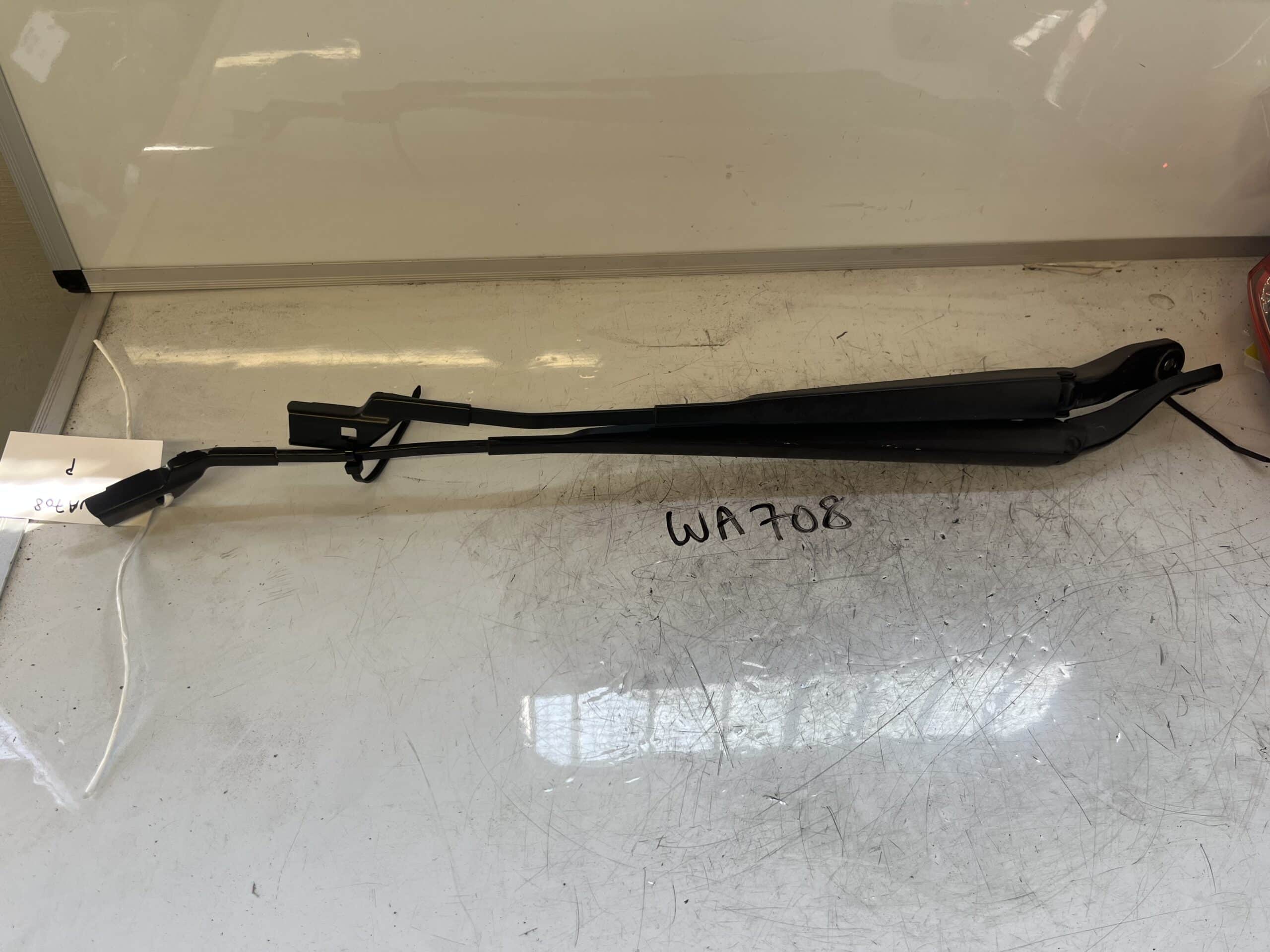 Vauxhall Mokka 2020-2025 Front Wiper Arms – PAIR