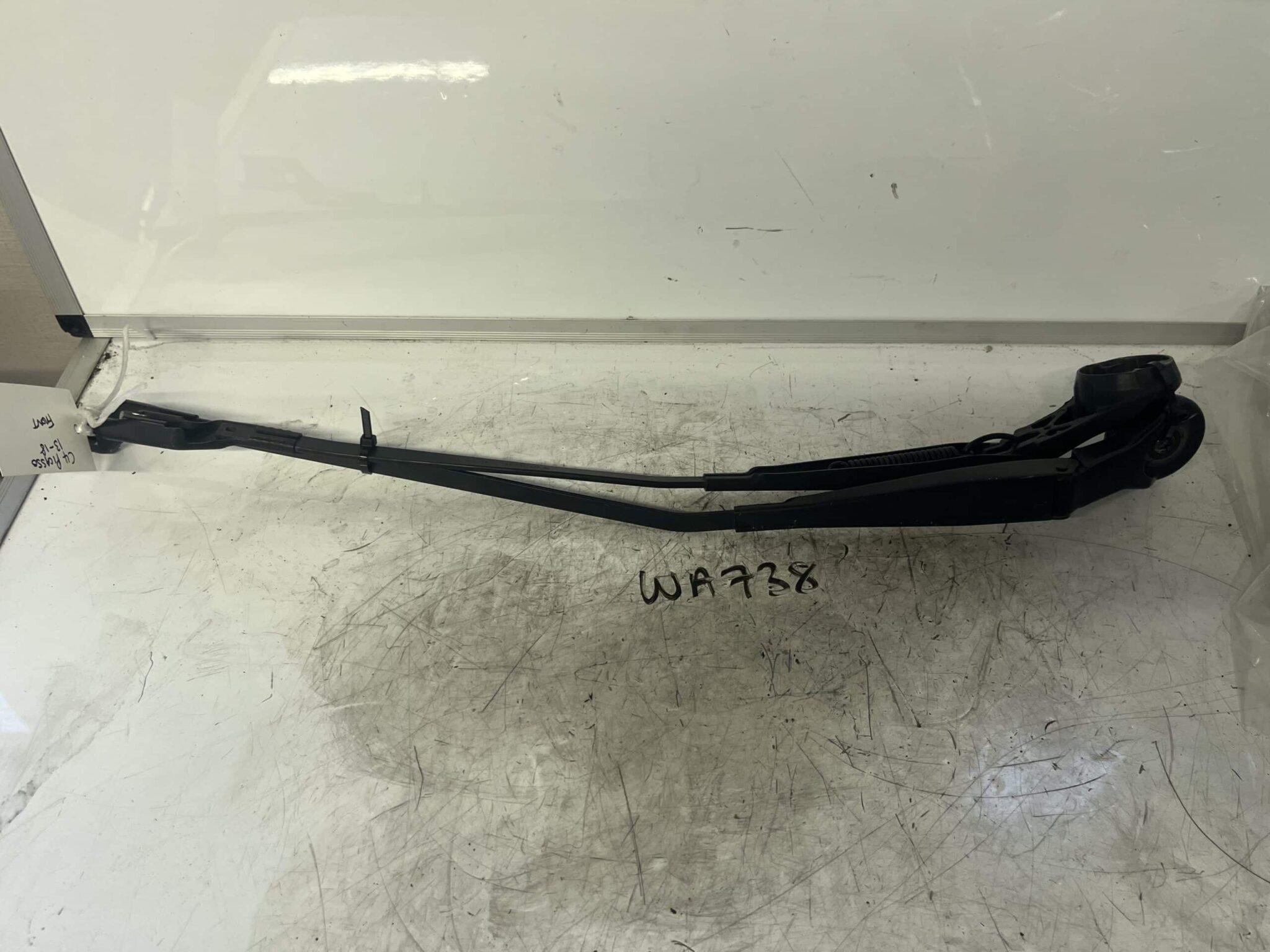 Ciroen C4 Grand Picasso 2013-2018 MPV Front Wiper Arms – Pair