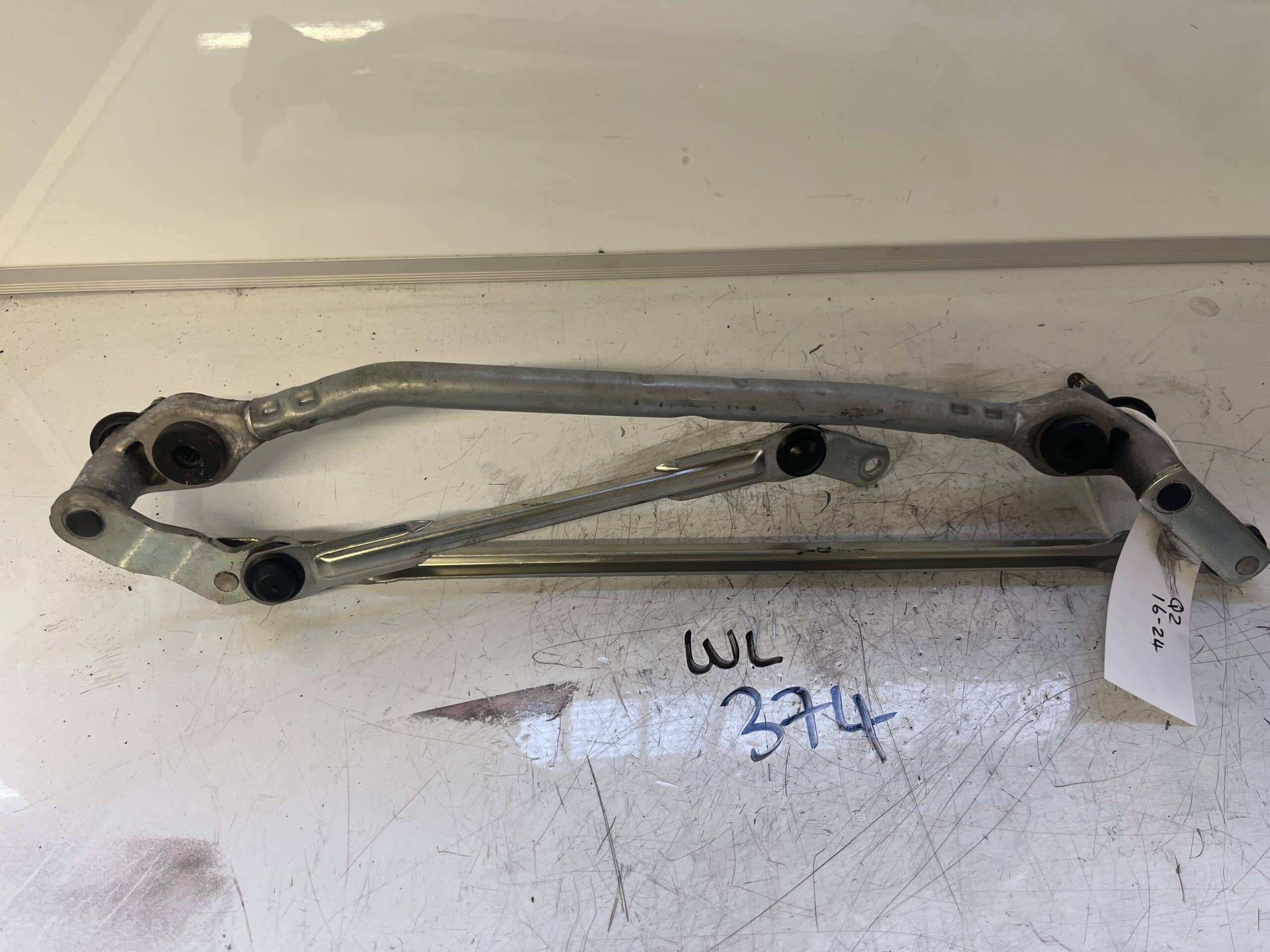 Audi Q2 2016-2024 Wiper Linkage