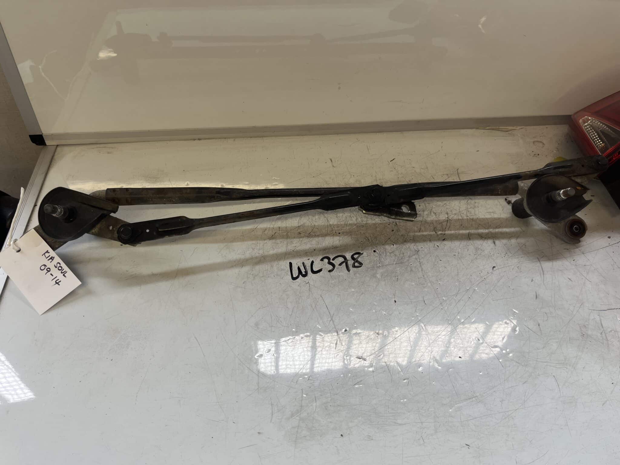 KIA Soul 2009-2014 Front Wiper Linkage