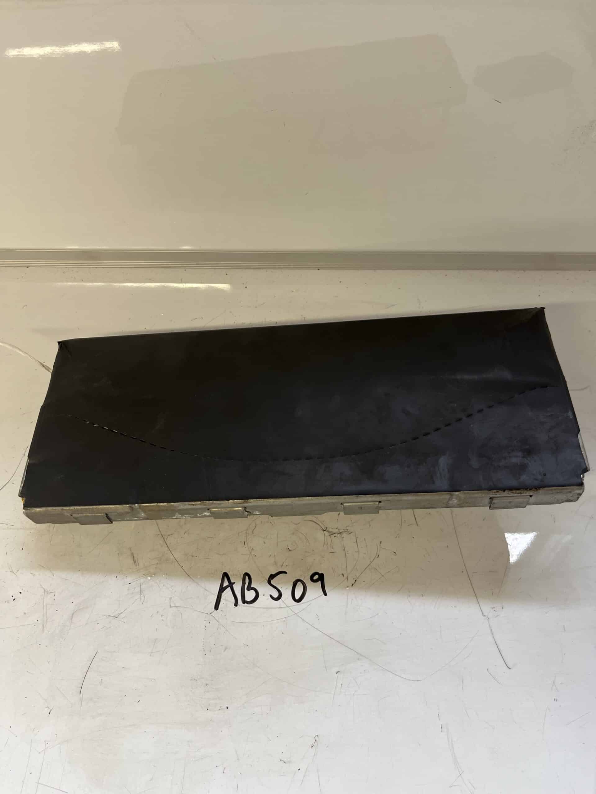 Audi A3 2012-2017 Off Side Knee Airbag – 8V2880841C