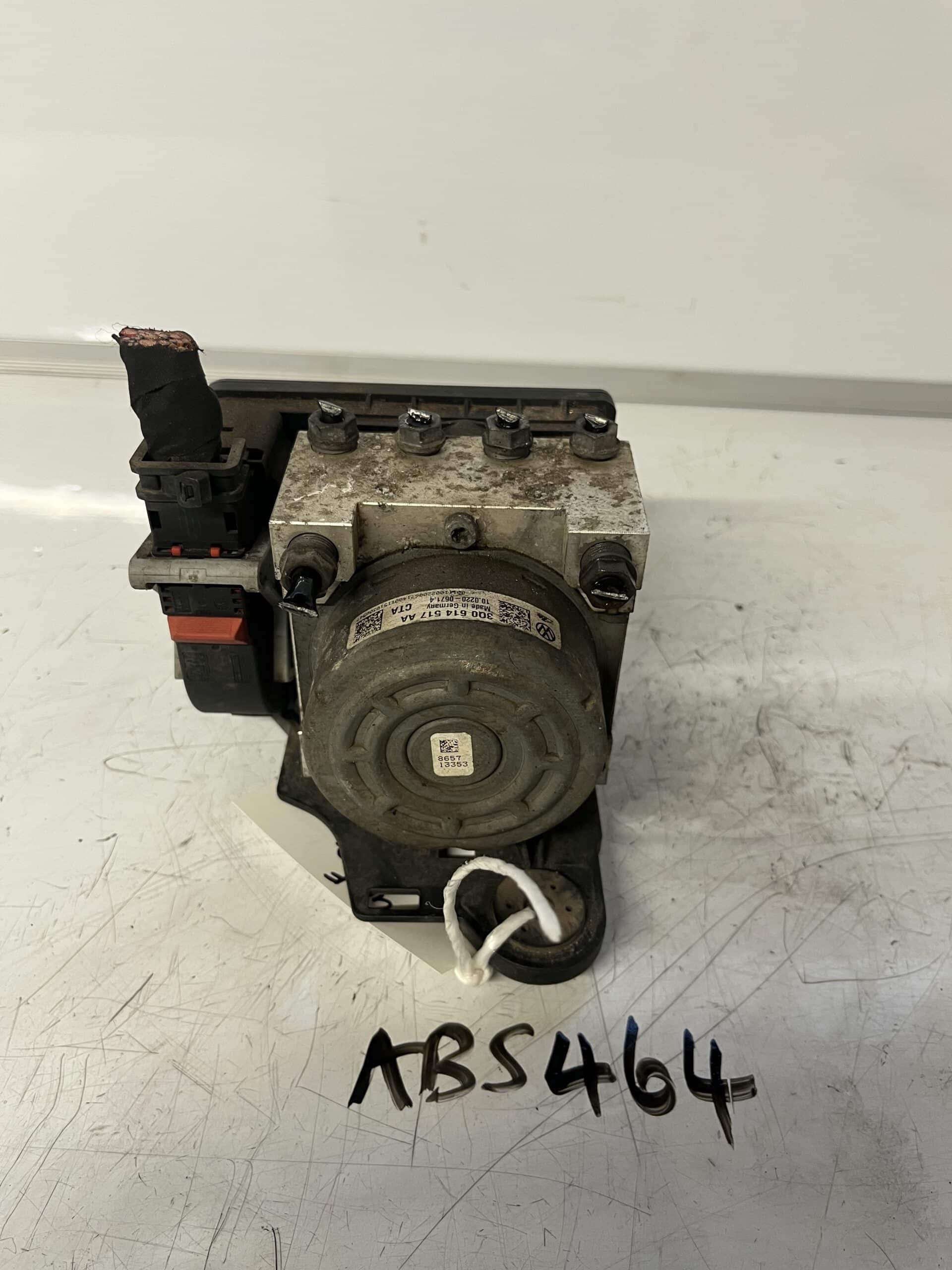 Skoda Octavia / Volkswagen Golf 2012-2017 ABS Pump – 3Q0614517AA / 3Q0907379AA