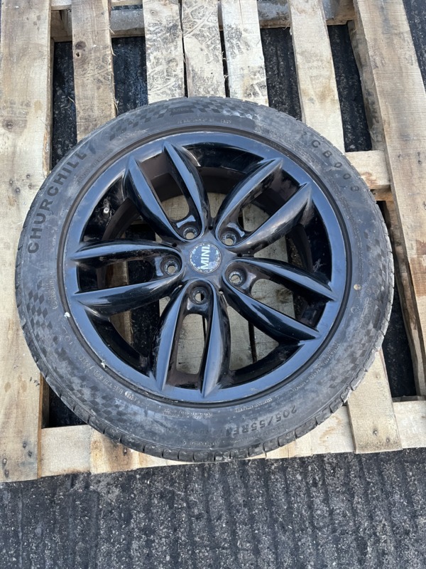 BMW Mini Countryman 2010-2016 Alloy Wheel And Tyre – 205-55-17