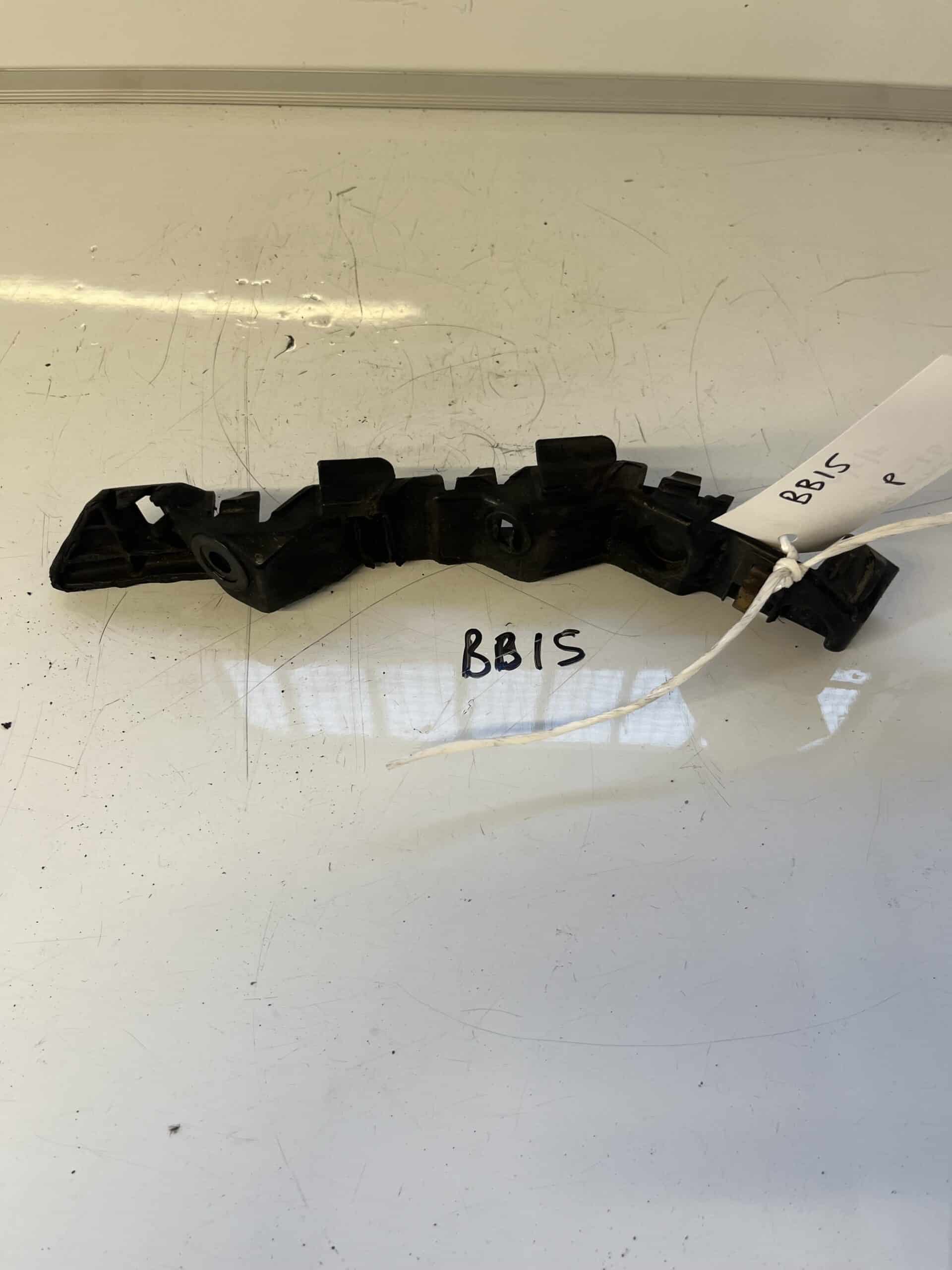 Kia Sportage 2010-2016 5 Door Hatchback Off Side Front Bumper Bracket