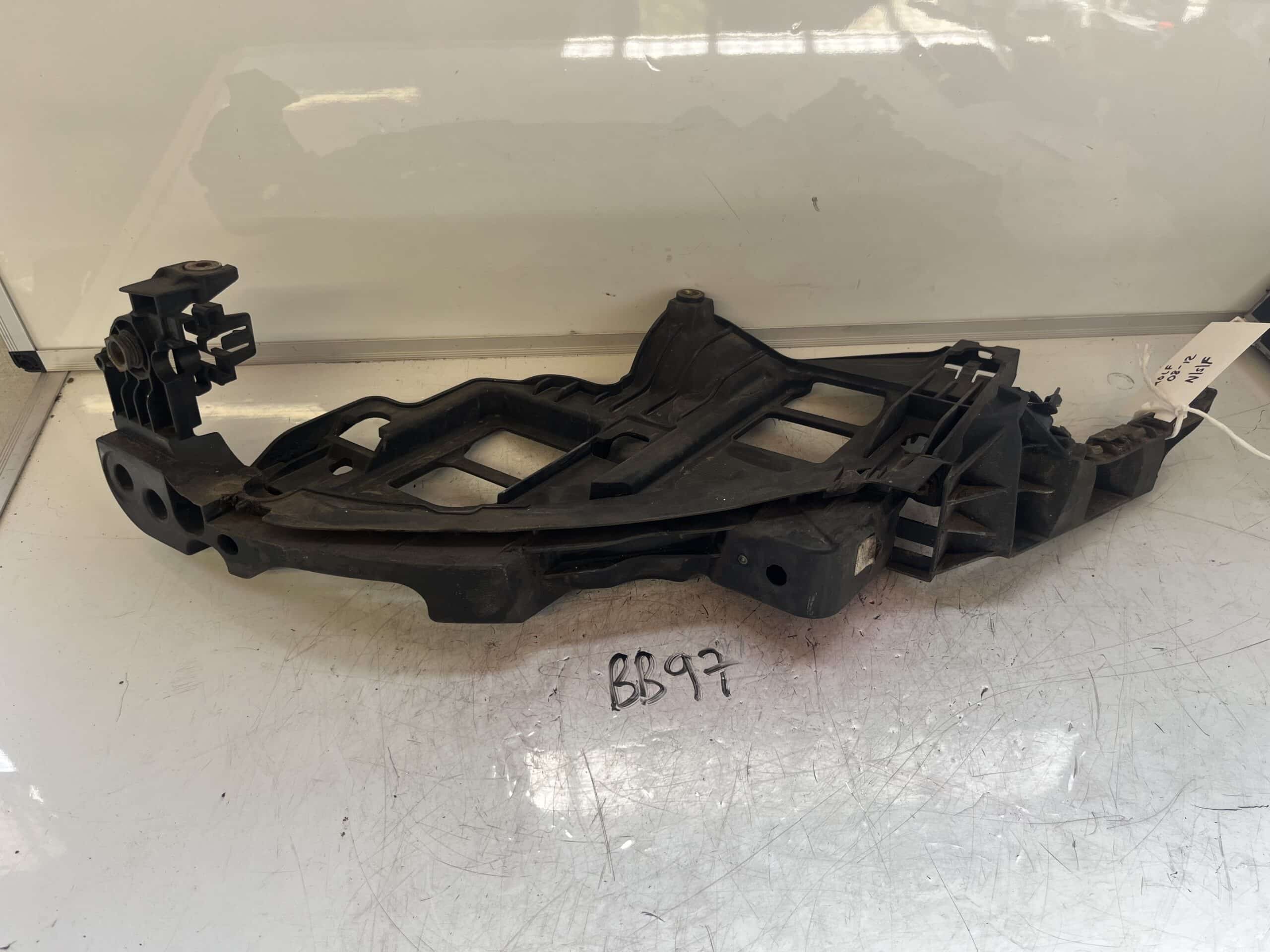 Volkswagen Golf 2008-2012 Near Side Front Bumper / Headlamp Bracket – 5K0807227A
