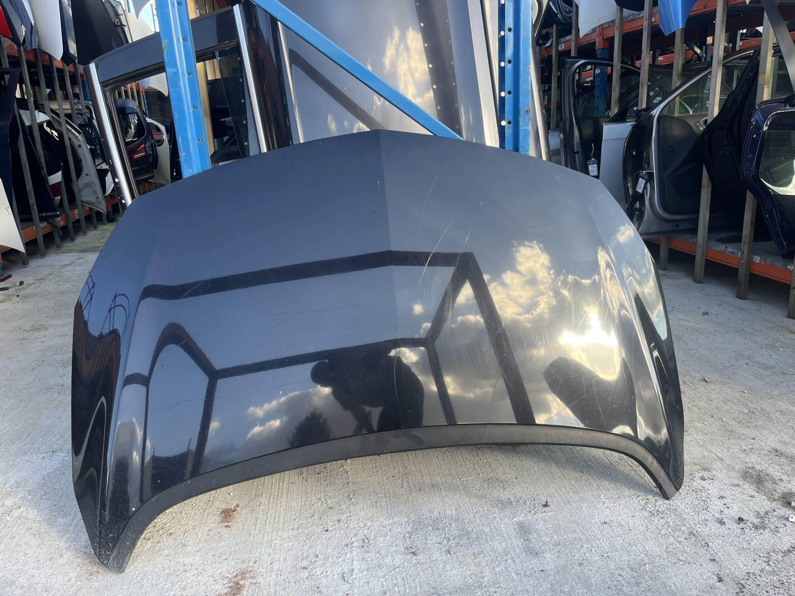Vauxhall Astra 2010-2015 Bonnet – Black ZGBG Colour Code ( Call Office For Delivery Quote )