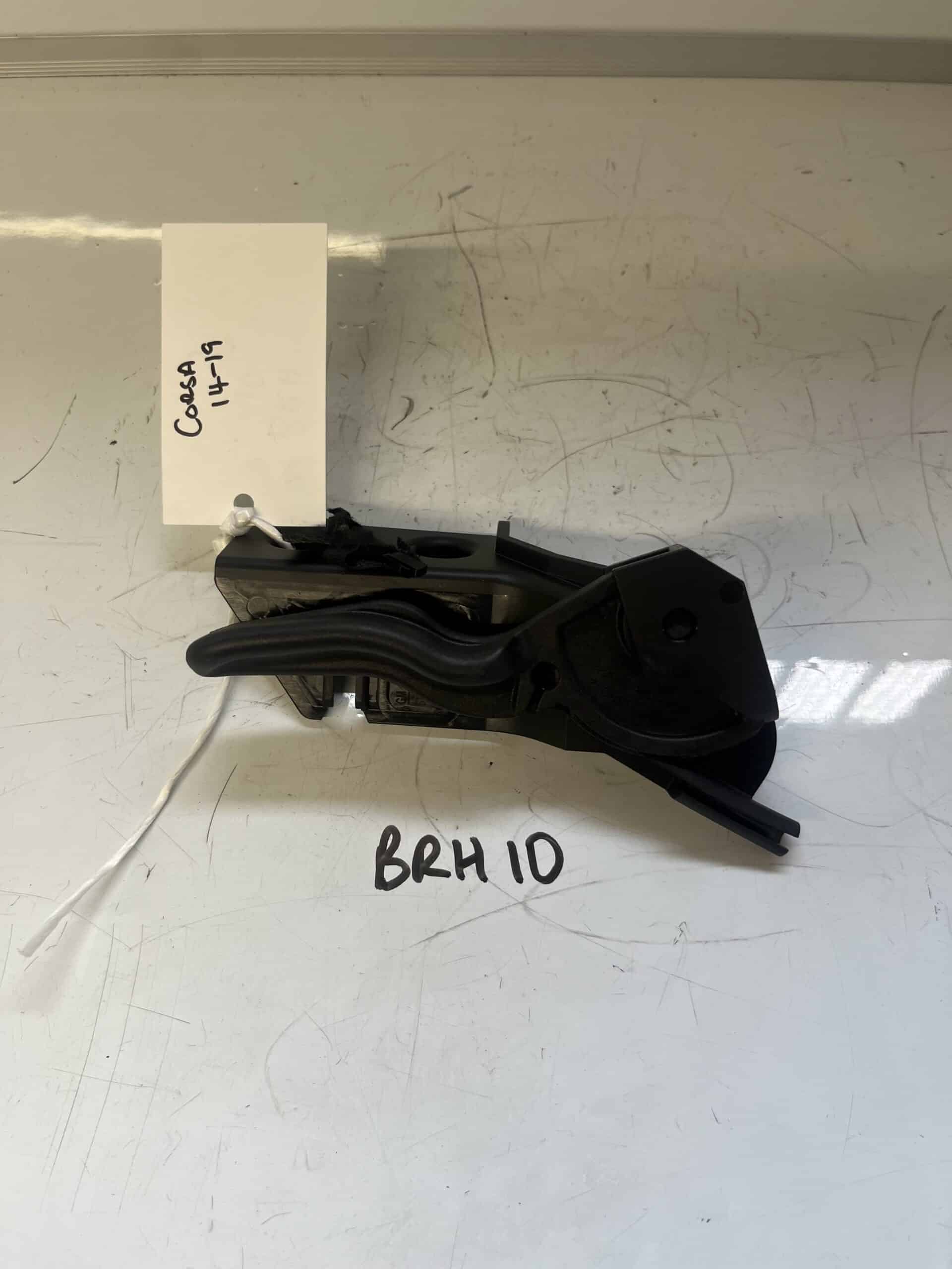 Vauxhall Corsa 2014-2019 Bonnet Release Handle – 13186912 / 13186909