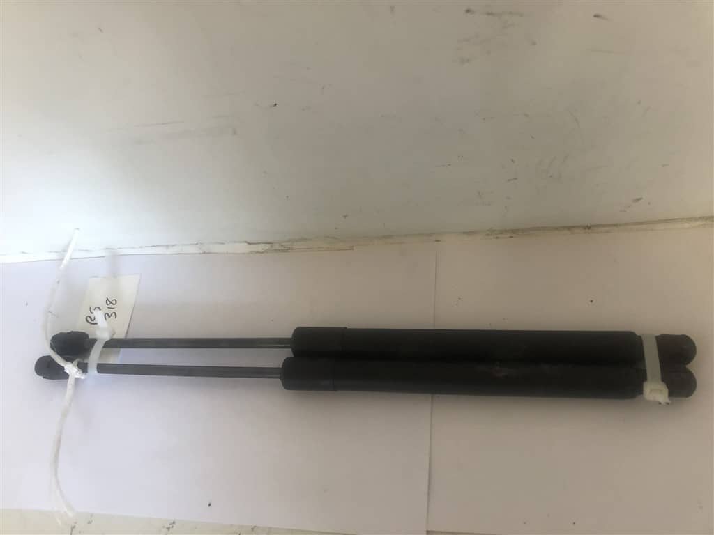 Volkswagen Golf 2004-2008 Hatchback Tailgate Struts (Pair)