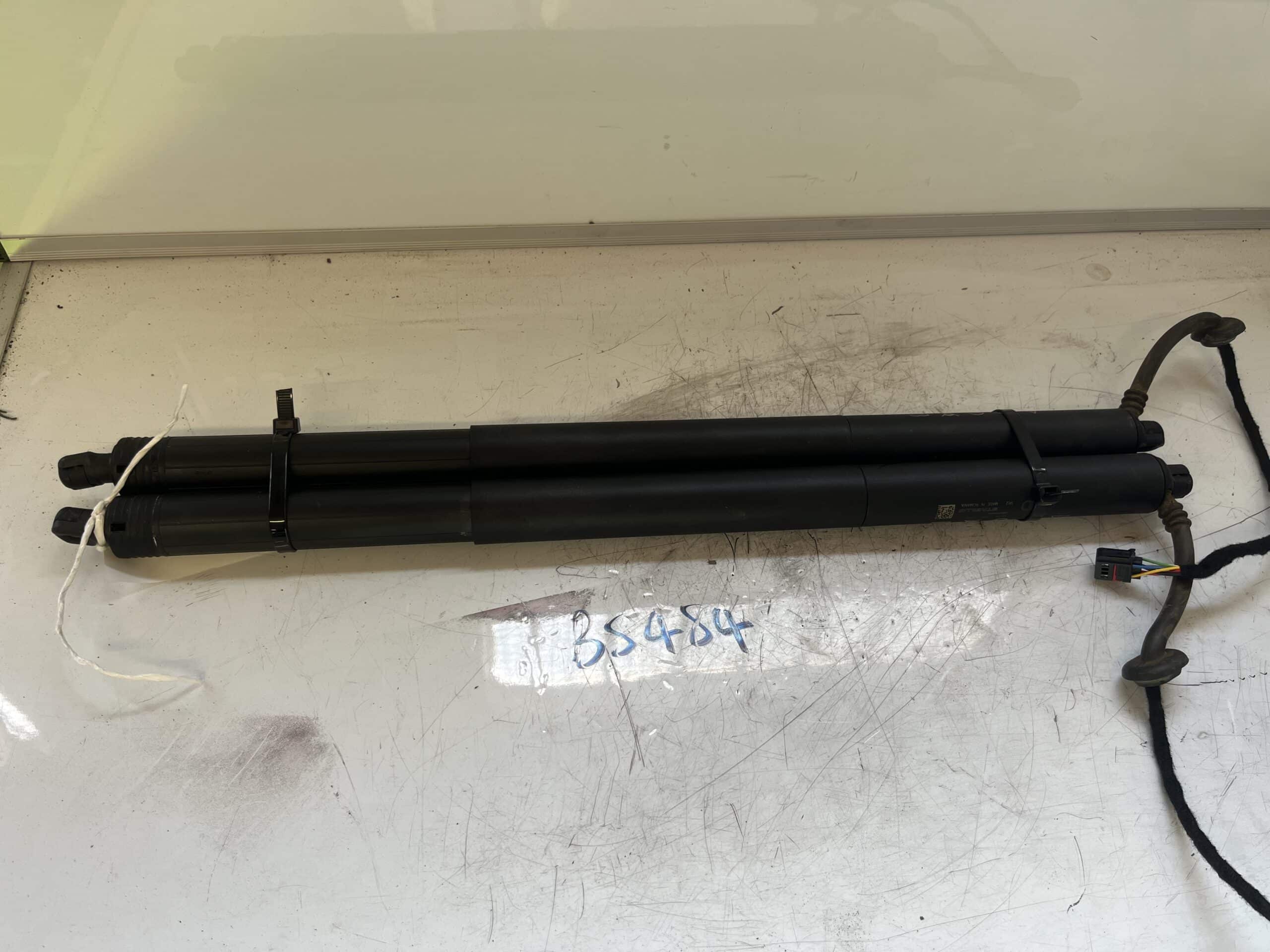 Audi Q2 2016-2024 5 Door Hatchback Electronic Tailgate Struts – 81A827851D ( Pair )