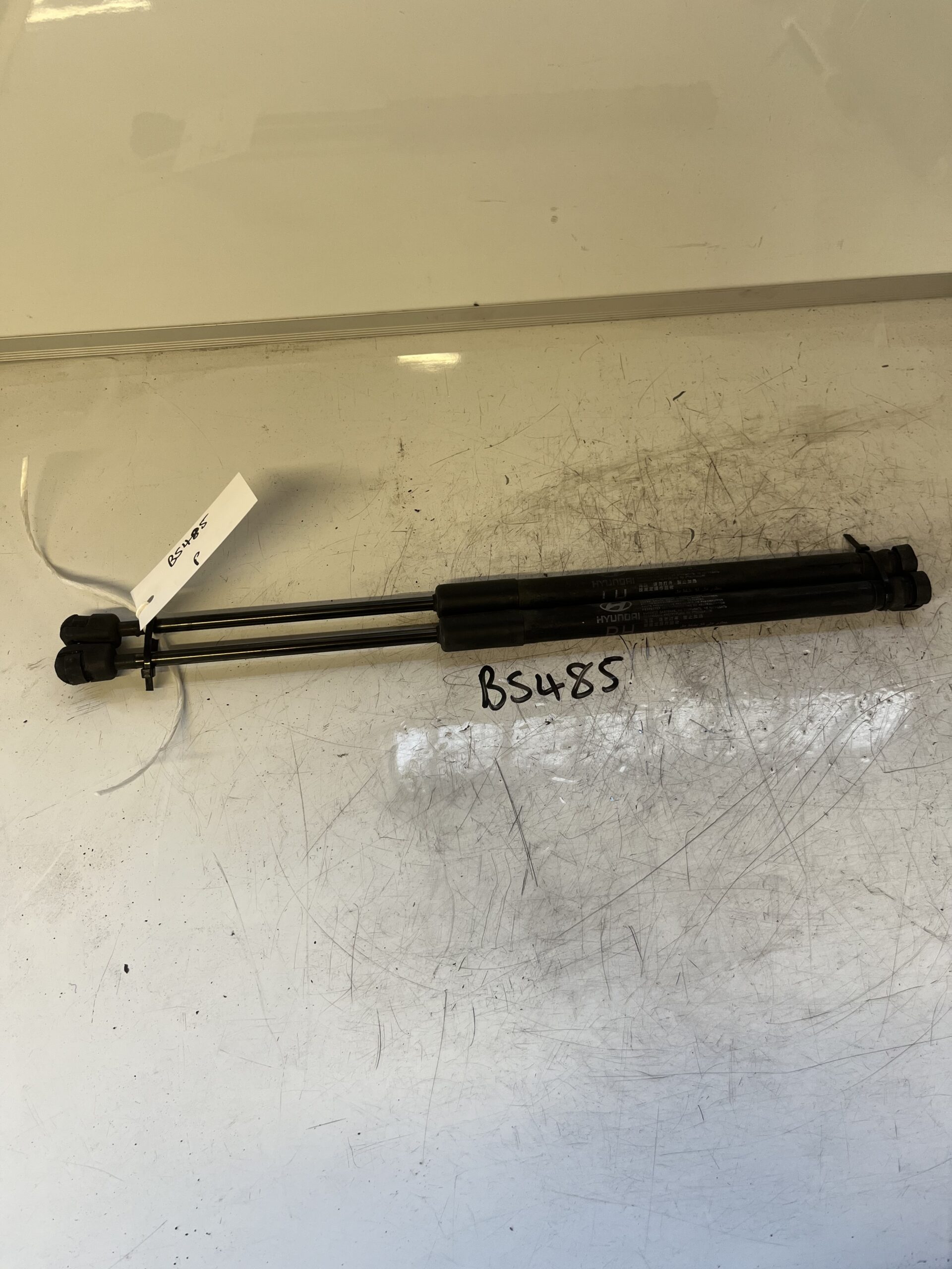 Hyundai i10 2014-2021 MK2 Hatchback Tailgate Struts – PAIR