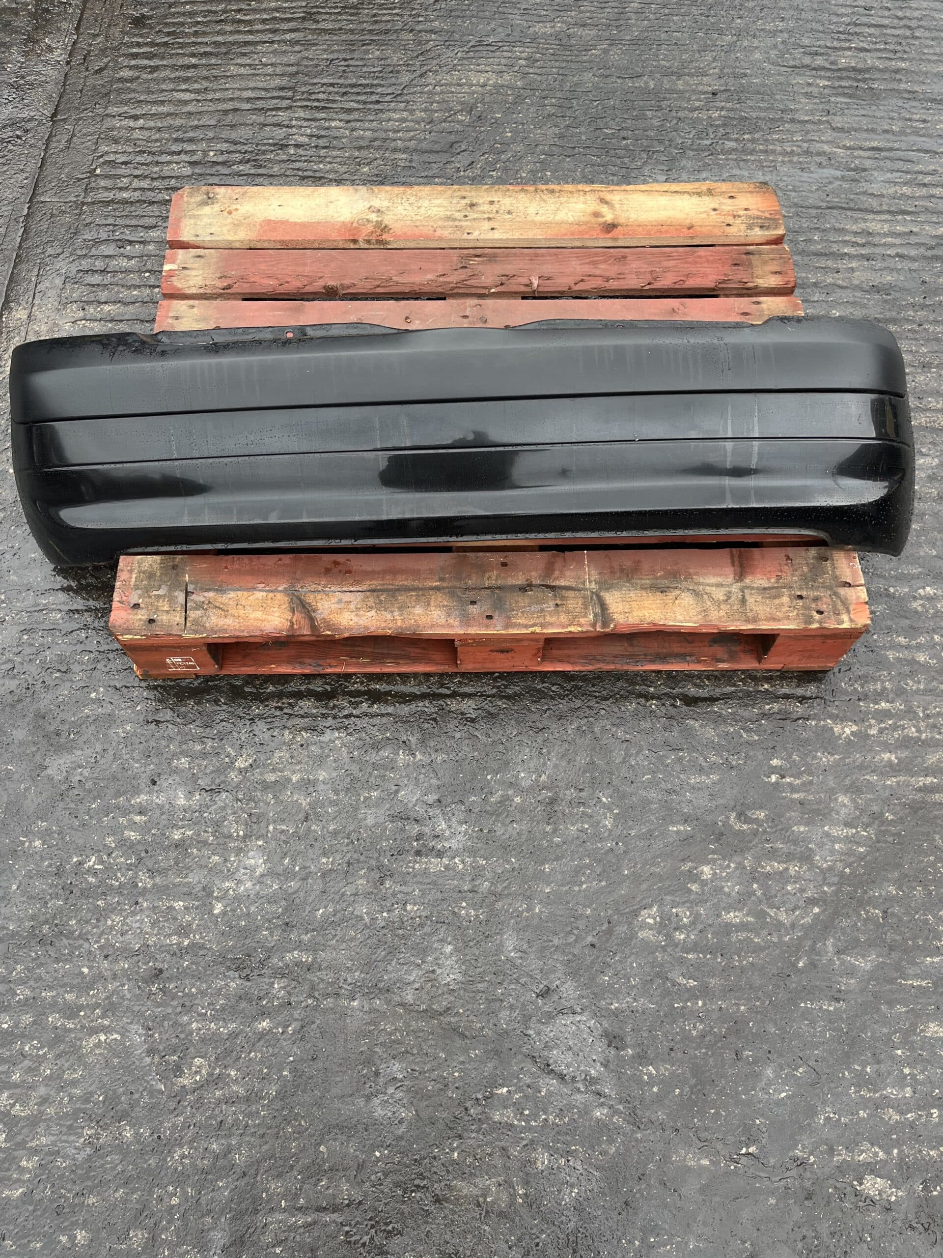 Renault Clio / Campus 2001-2006 Hatchback Rear Bumper – Black