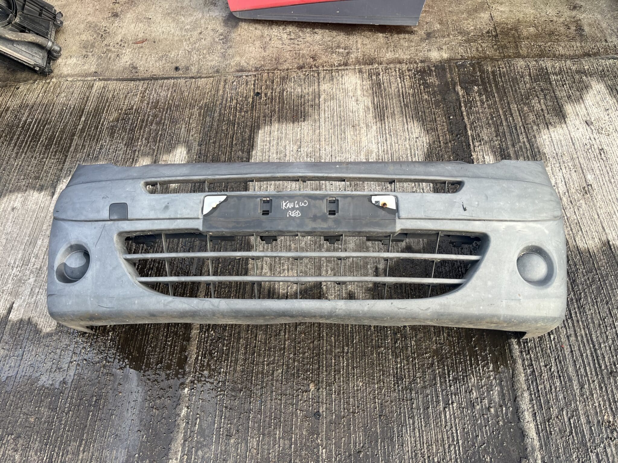 Renault Kangoo 2008-2013 Front Bumper – Grey Plastic