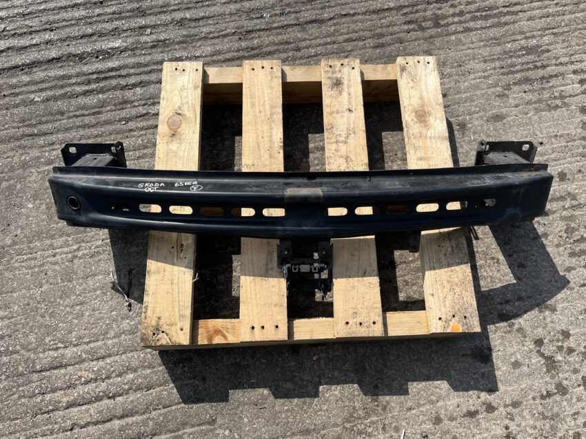 Skoda Octavia 2013-2017 Front Bumper Reinforcer / Crash Bar