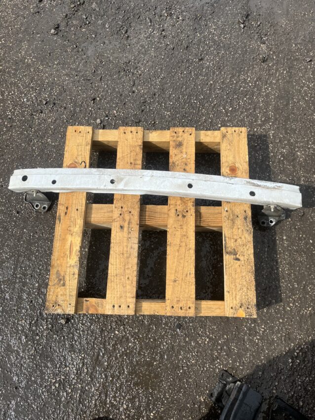 Vauxhall Corsa 2001-2006 / Vauxhall Combo 2001-2011 Front Bumper Reinforcer / Crash Bar