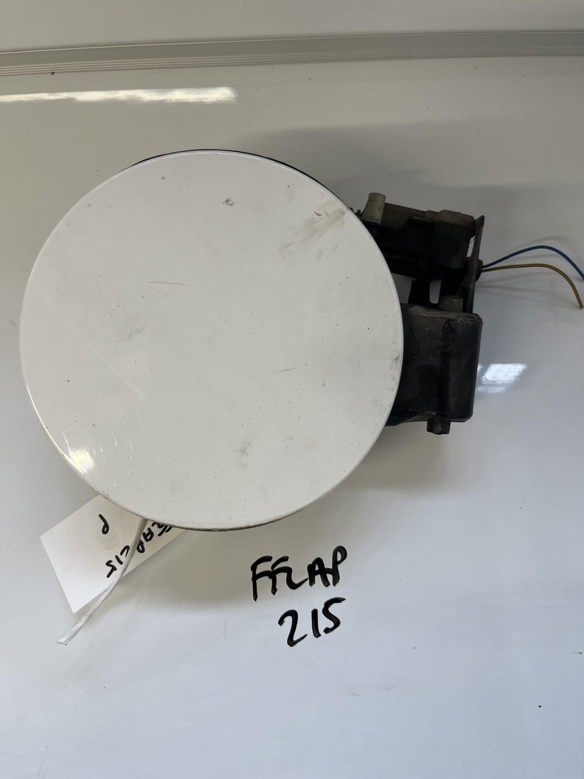 Vauxhall Insignia 2009-2017 5 Door Hatchback Fuel Filler Flap – White