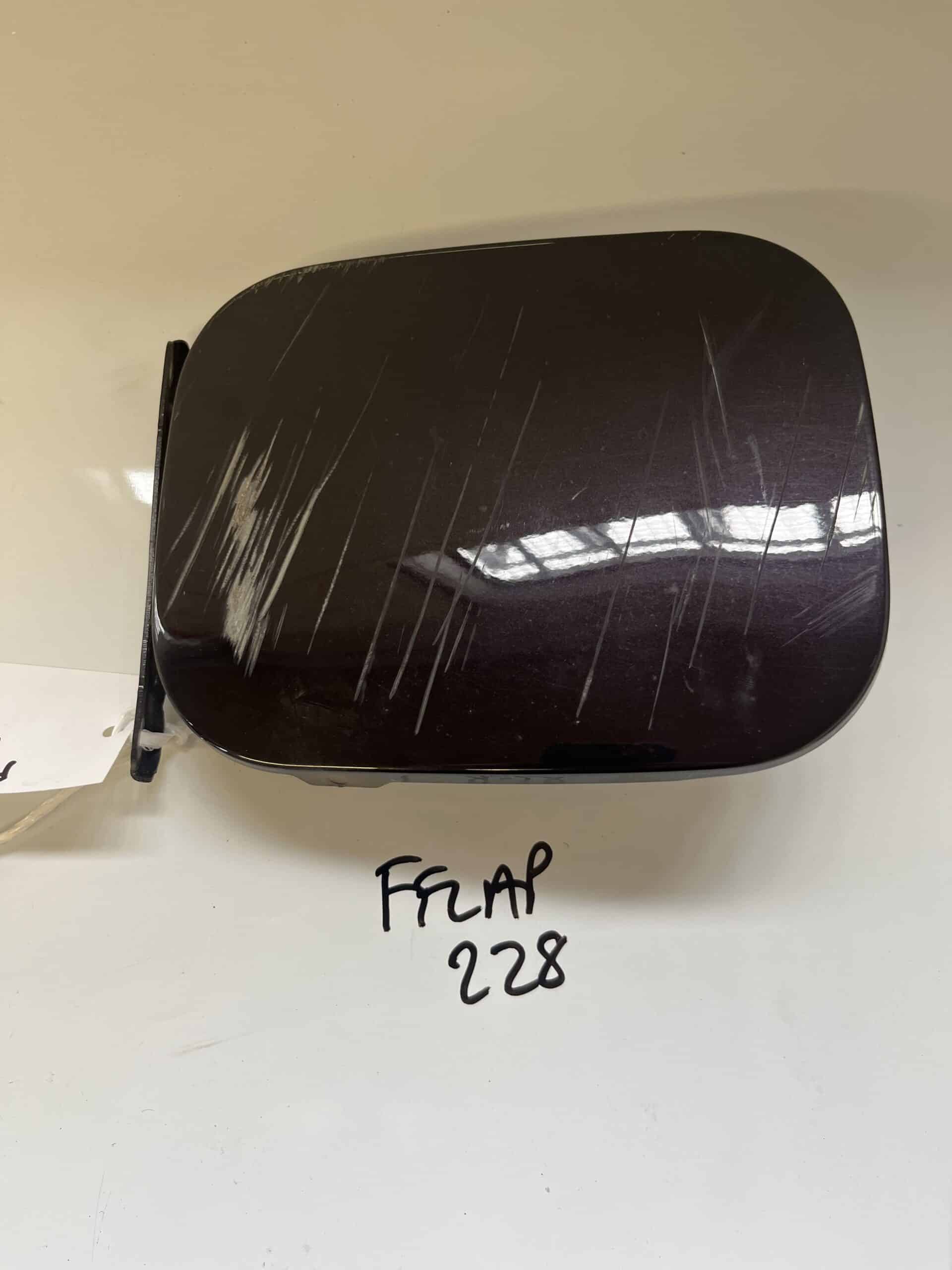 Nissan Qashqai 2013-2017 Hatchback Fuel Filler Flap – Purple ( Lots Of Scratches )