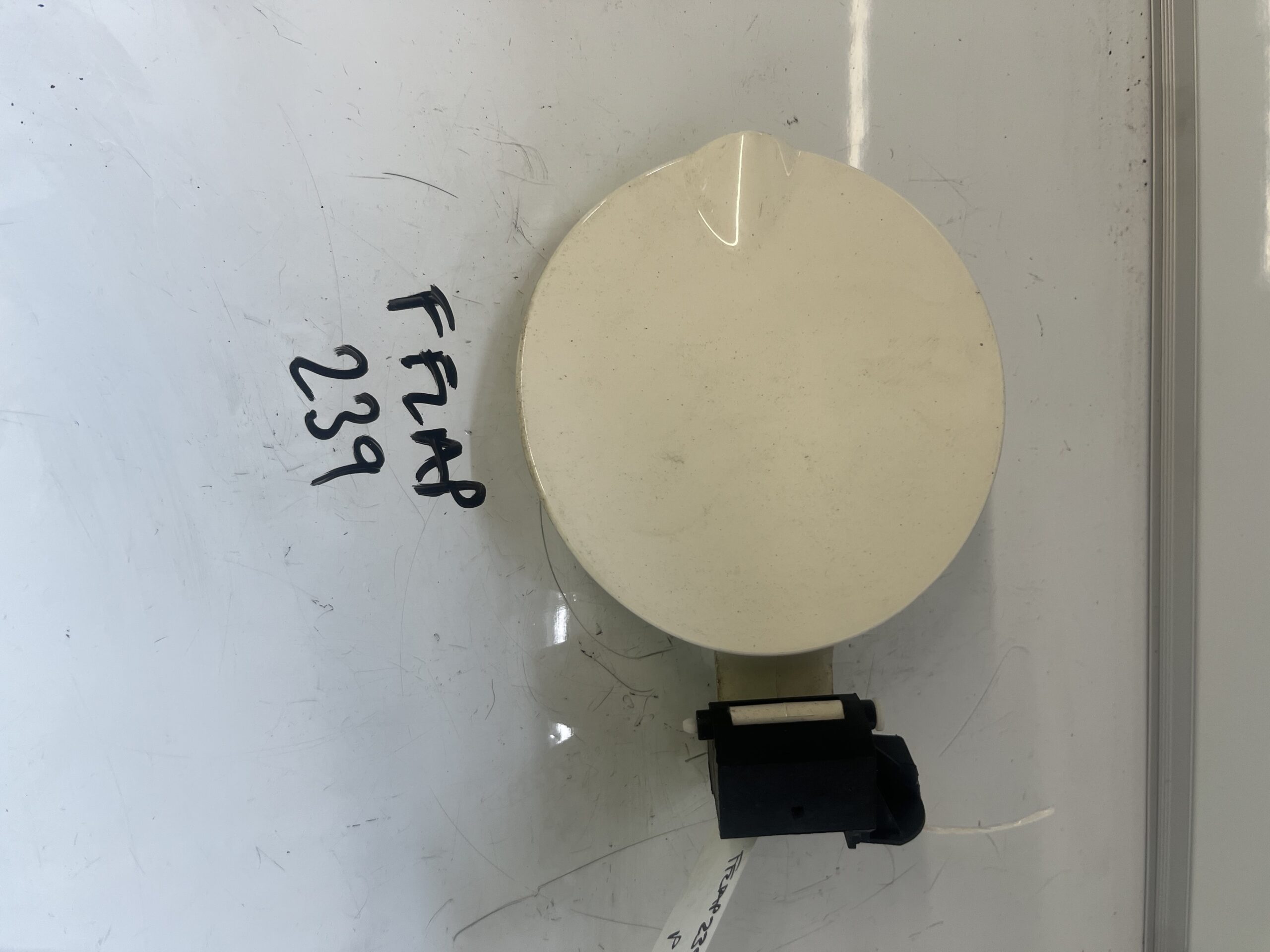 Fiat 500 2007-2015 3 Door Hatchback Fuel Filler Flap – White