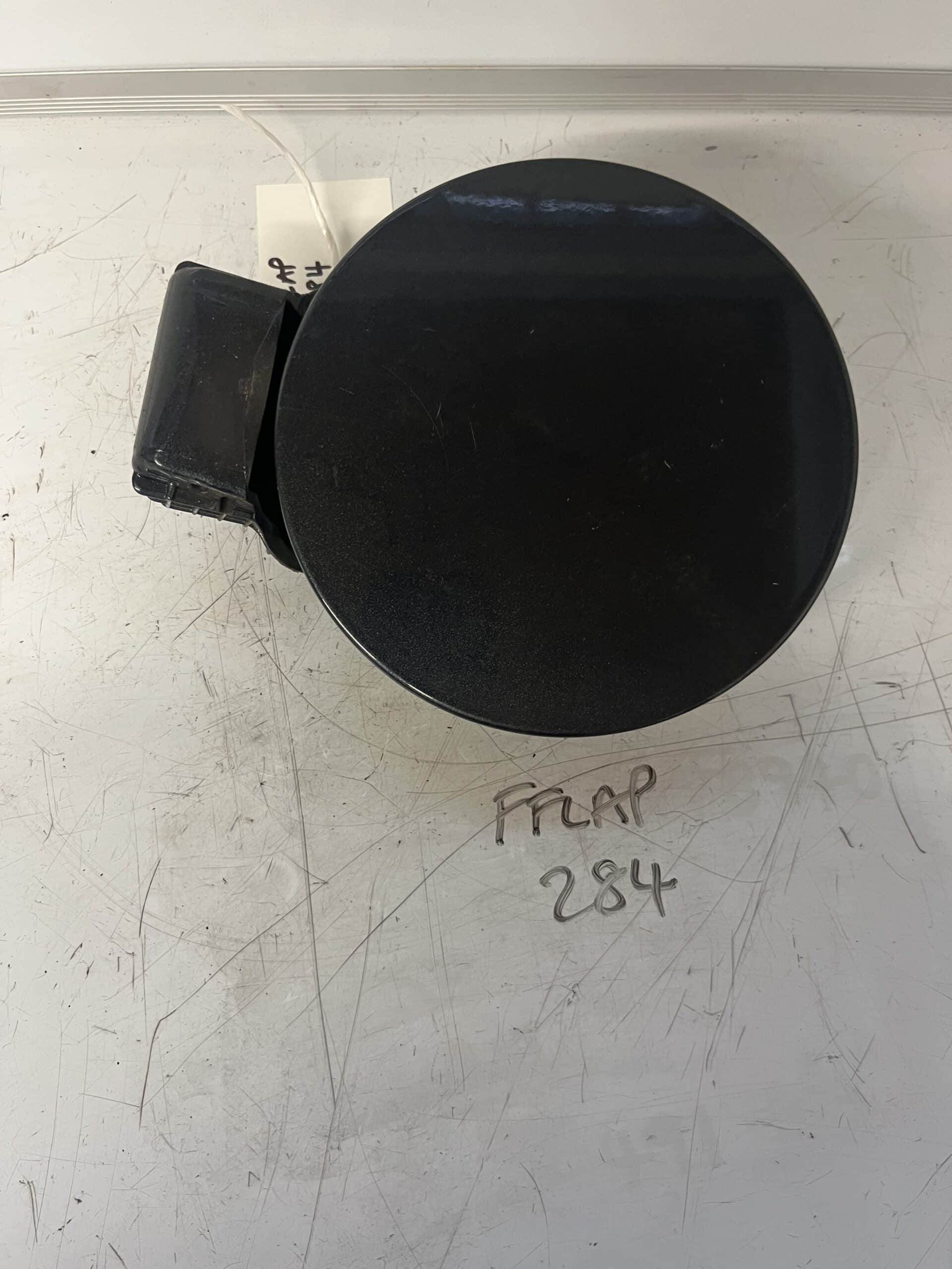 Hyundai Santa Fe 2006-2012 Fuel Filler Flap – Grey S6G Colour Code
