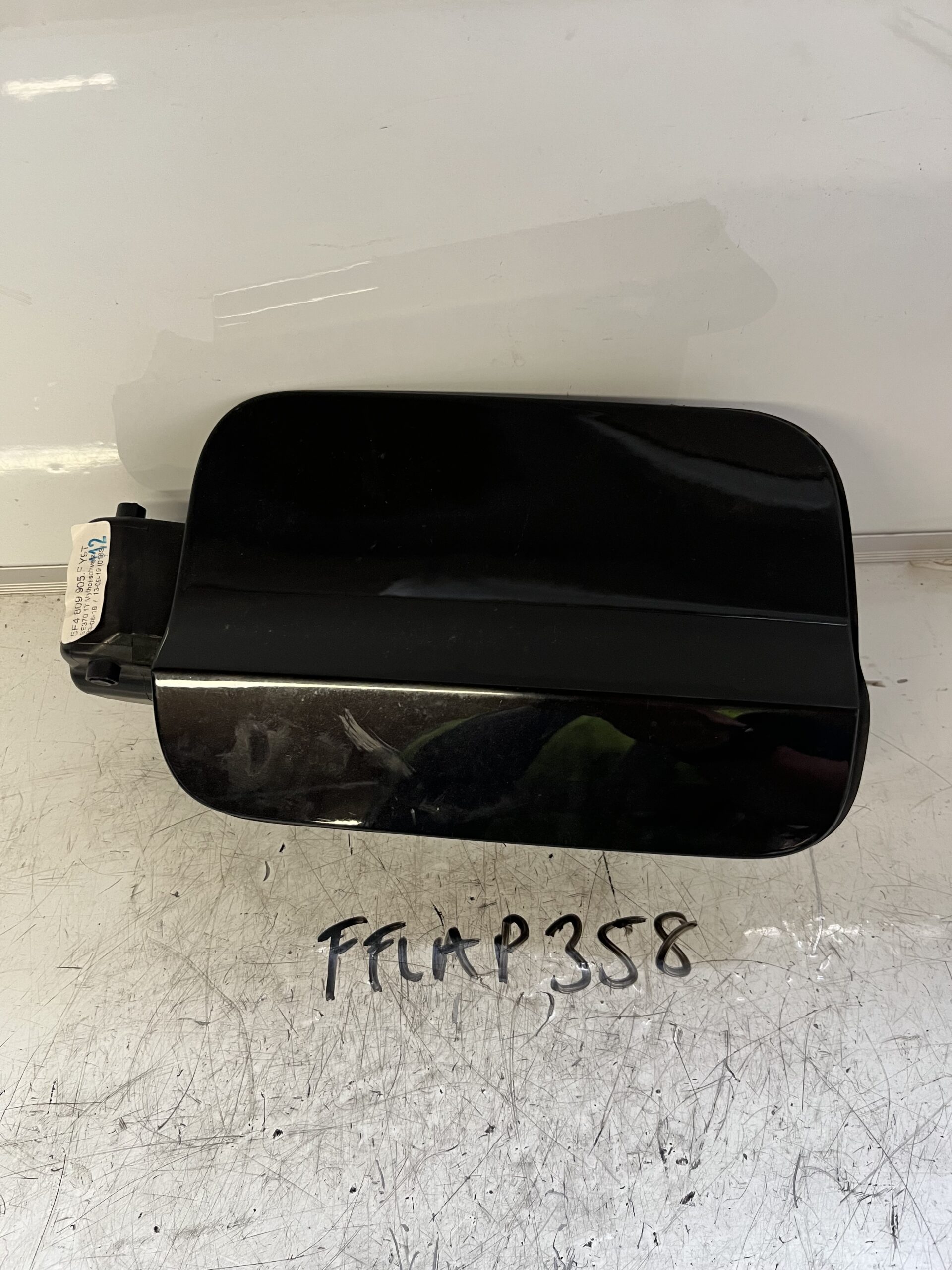 Seat Leon 2012-2020 5 Door Hatchback Fuel Filler Flap – Black