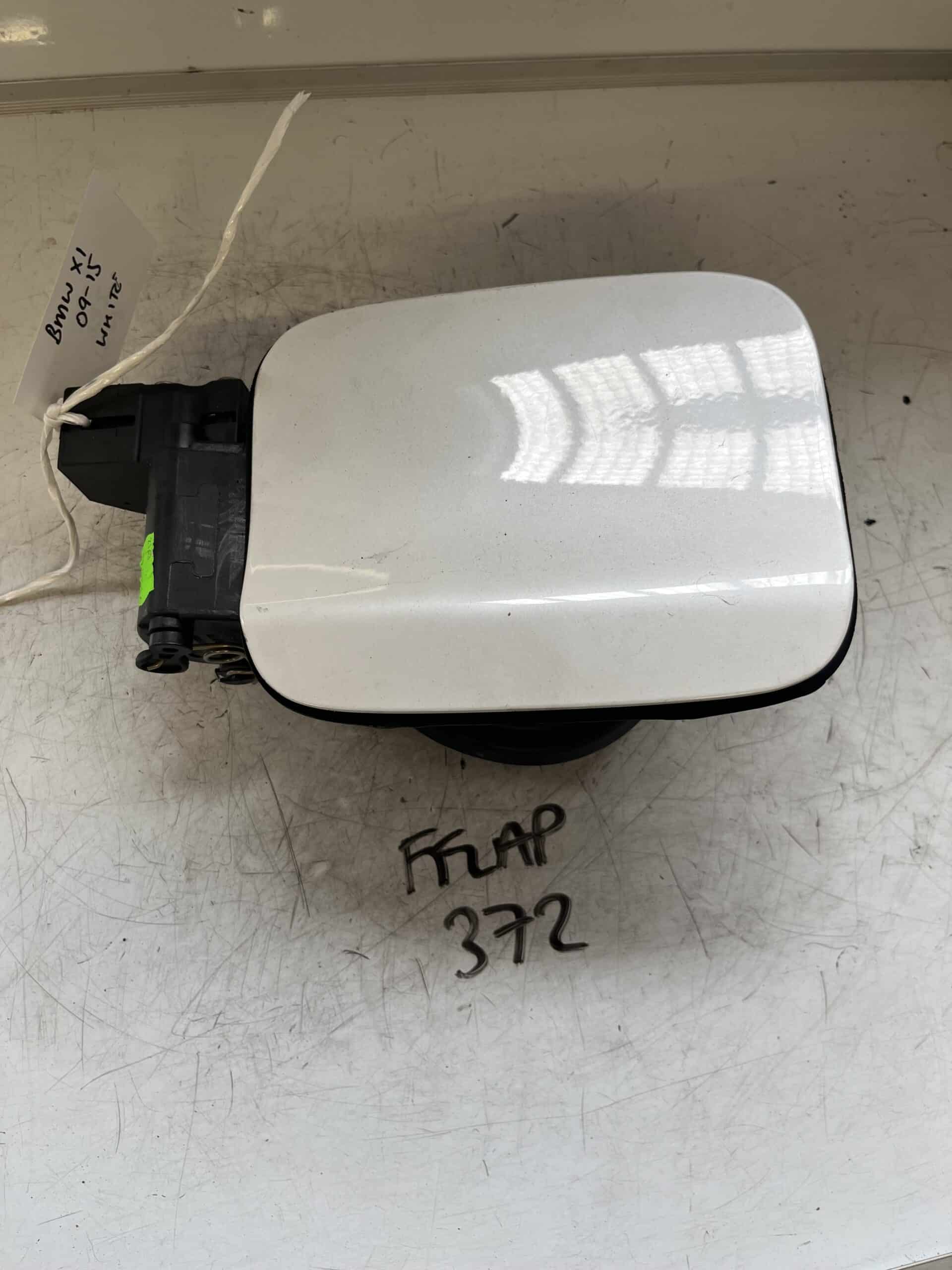 BMW X1 2009-2015 5 Door Hatchback Fuel Filler Flap – White