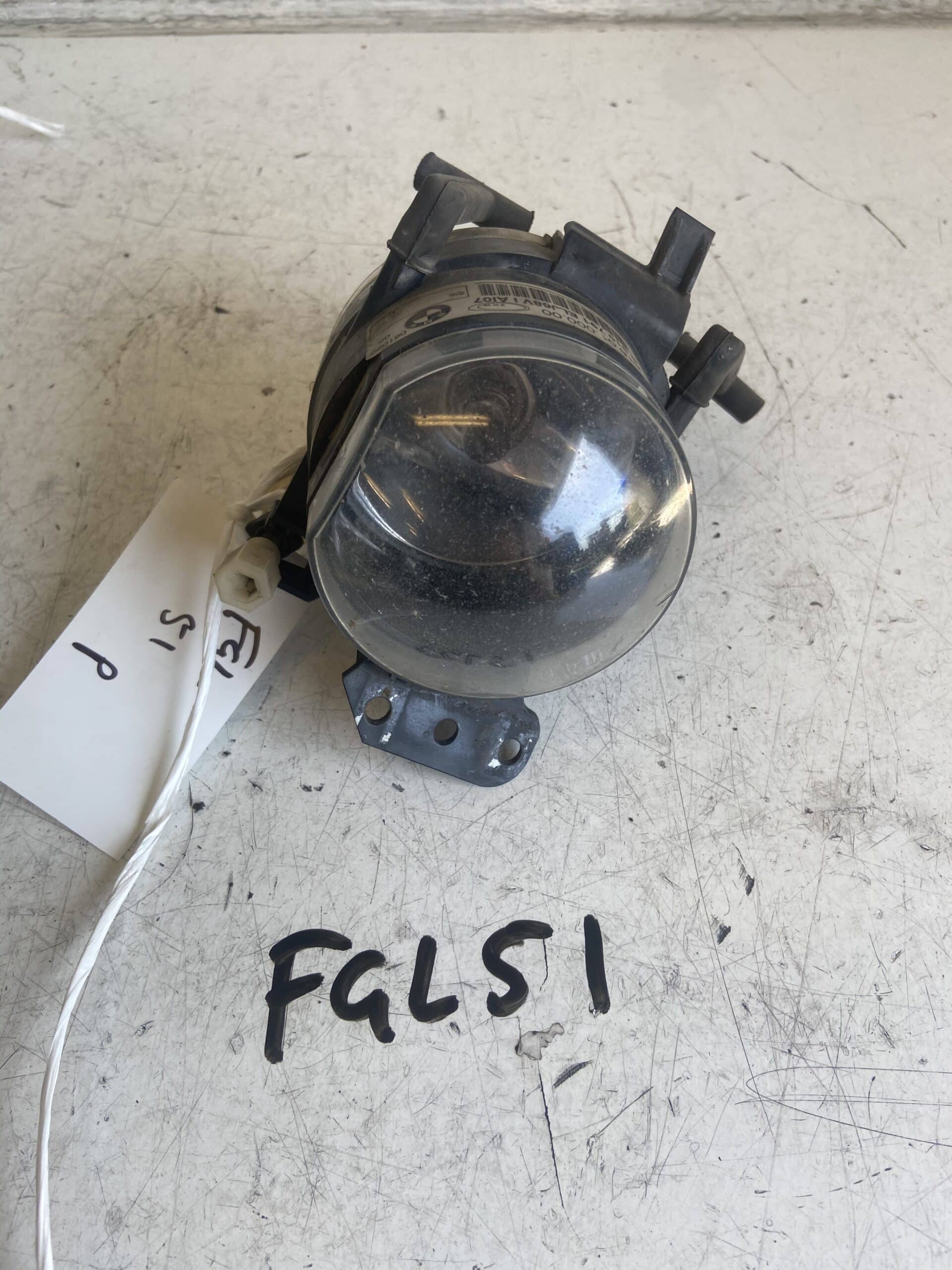 BMW 3 Series 2005-2008 Saloon / Estate Near Side Front Fog Lamp – 6910791